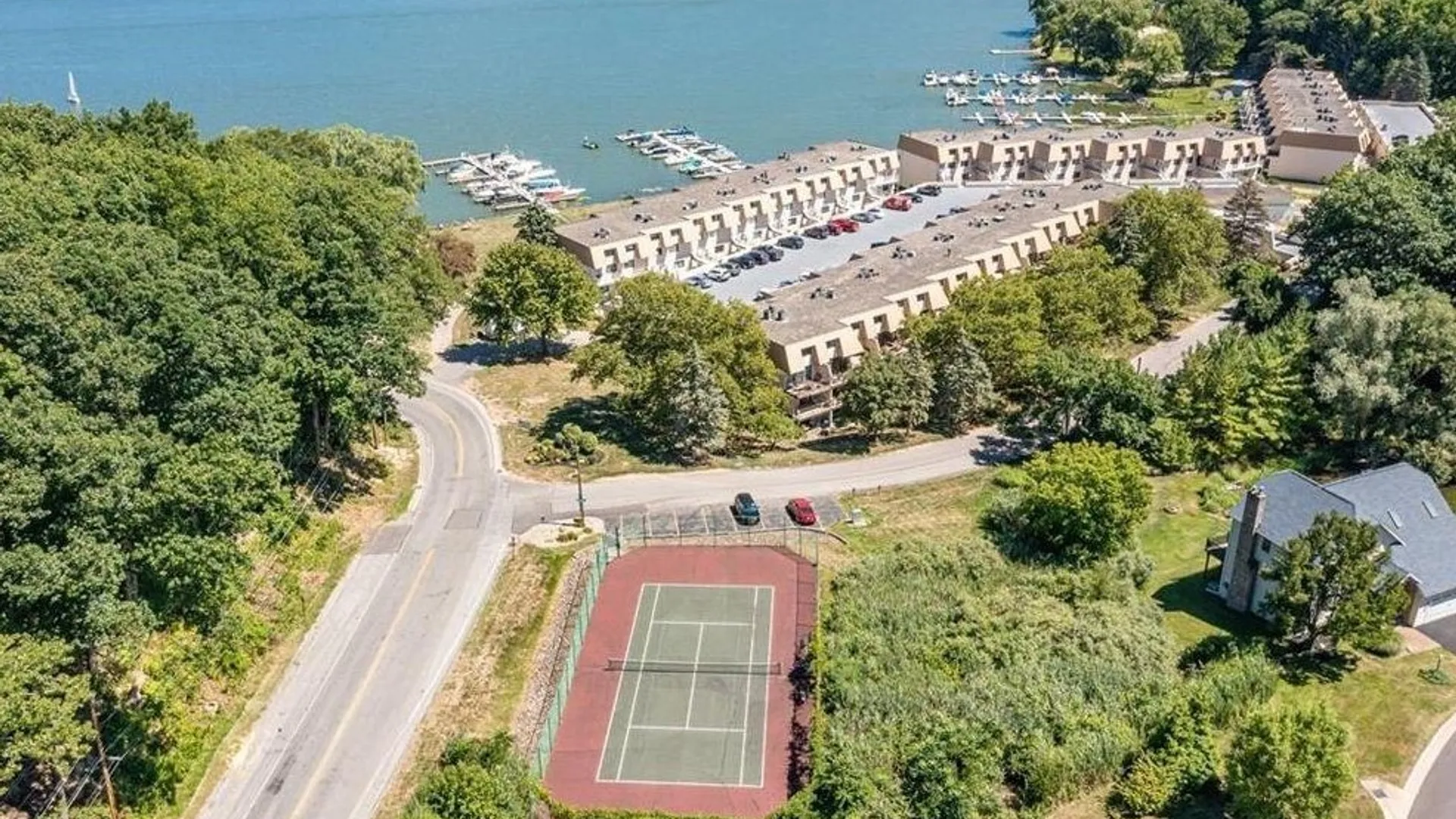 Property at 181 Bay Village Drive, Irondequoit, NY 14609 13