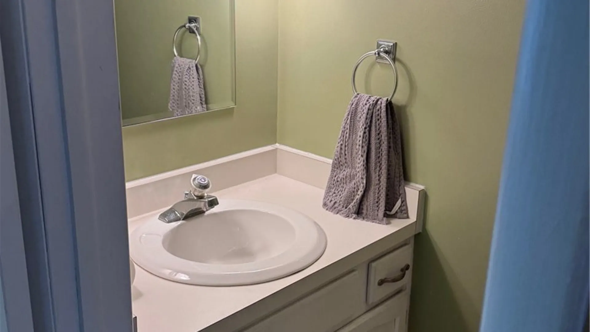 Property at 181 Bay Village Drive, Irondequoit, NY 14609 6