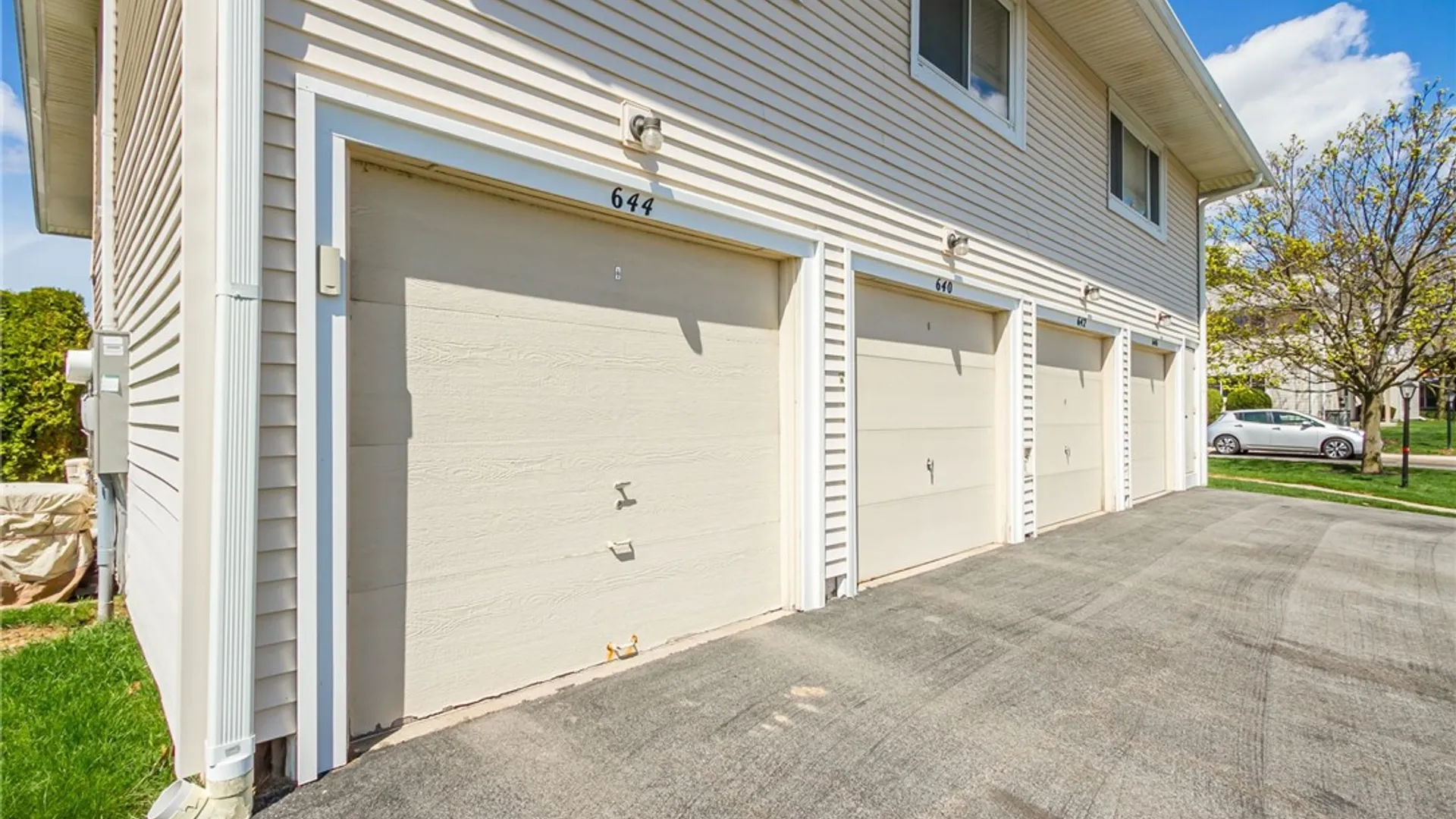 Property at 644 Eastbrooke Lane, Brighton, NY 14618 18