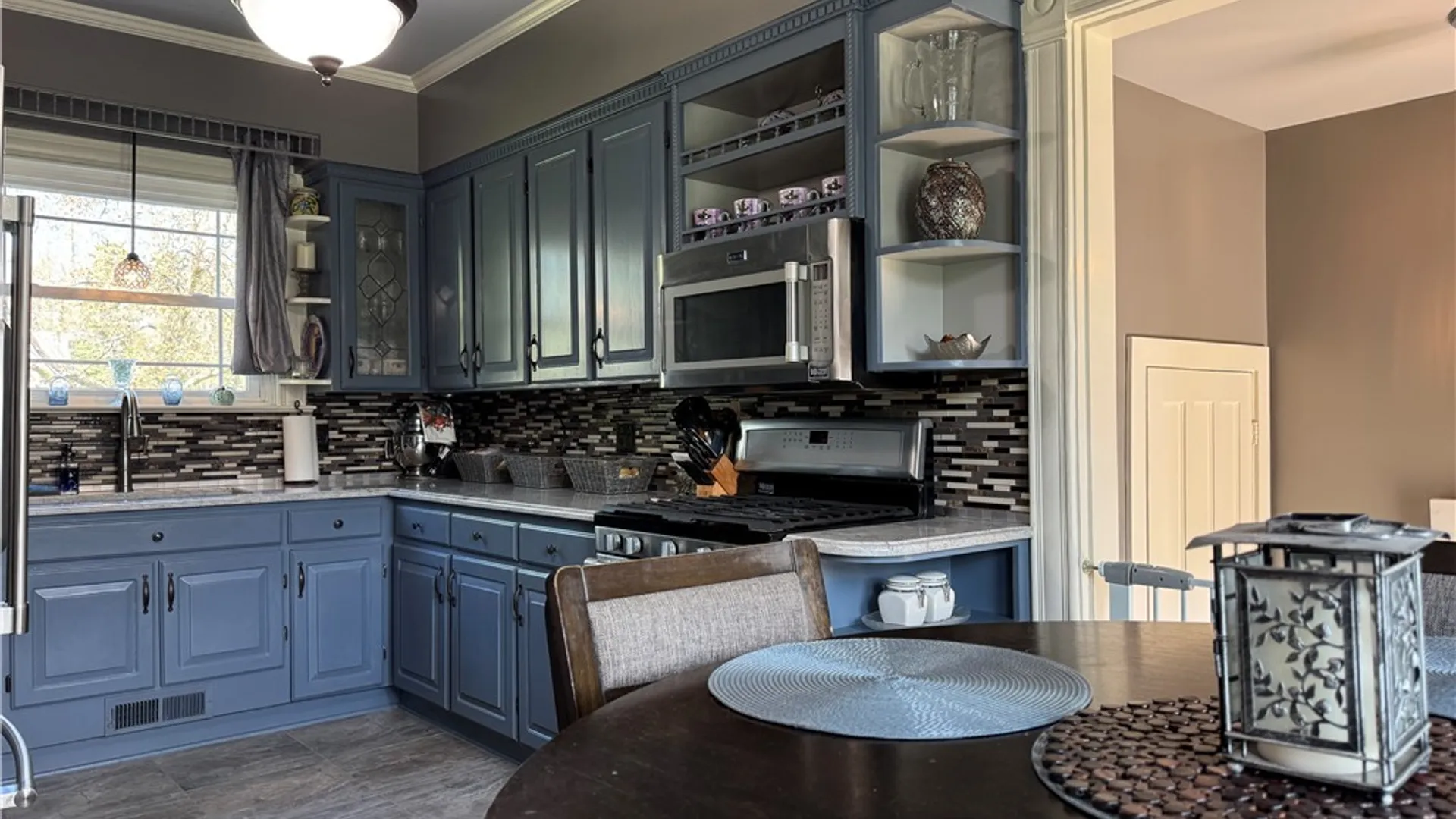 Property at 2570 Saint Paul Blvd, Irondequoit, NY 14617 12