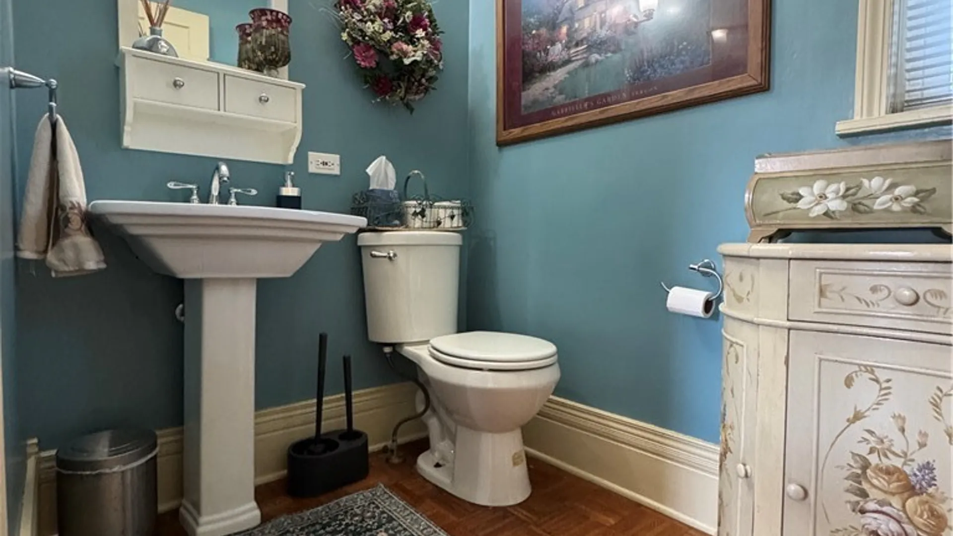 Property at 2570 Saint Paul Blvd, Irondequoit, NY 14617 18