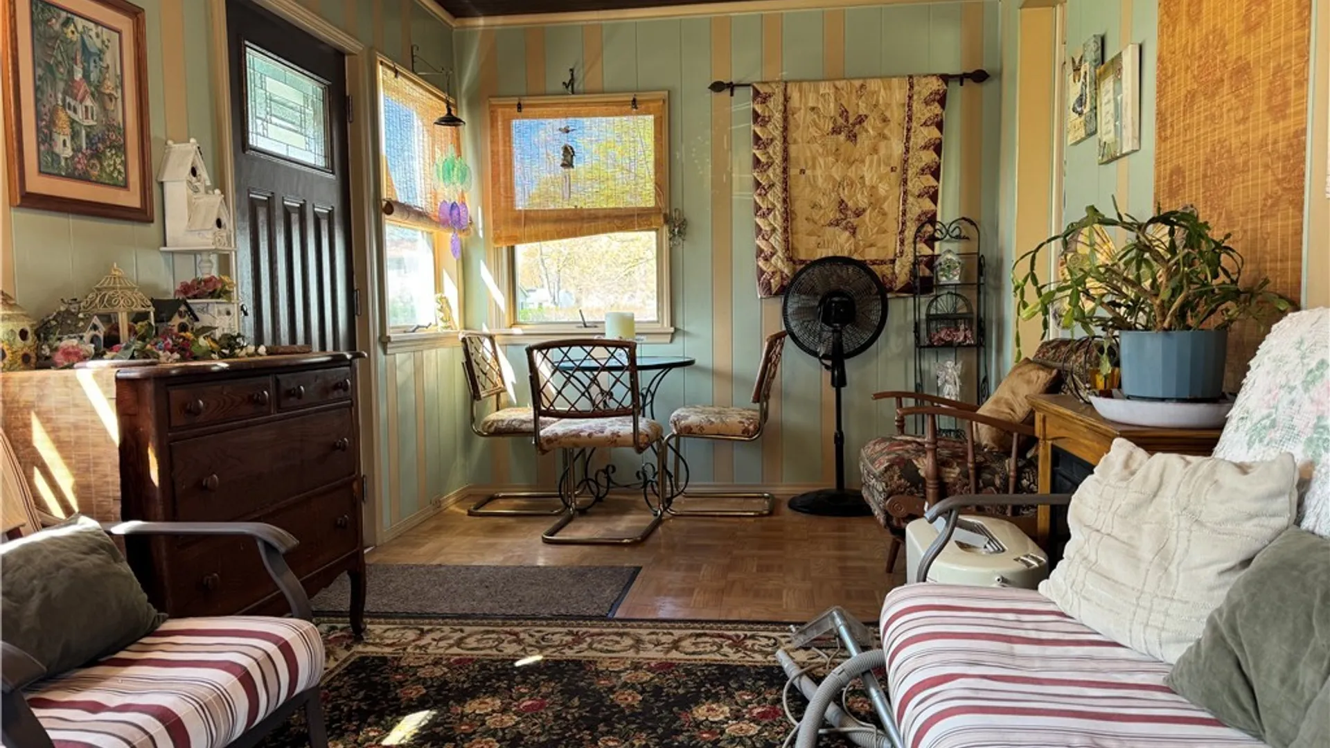 Property at 2570 Saint Paul Blvd, Irondequoit, NY 14617 28