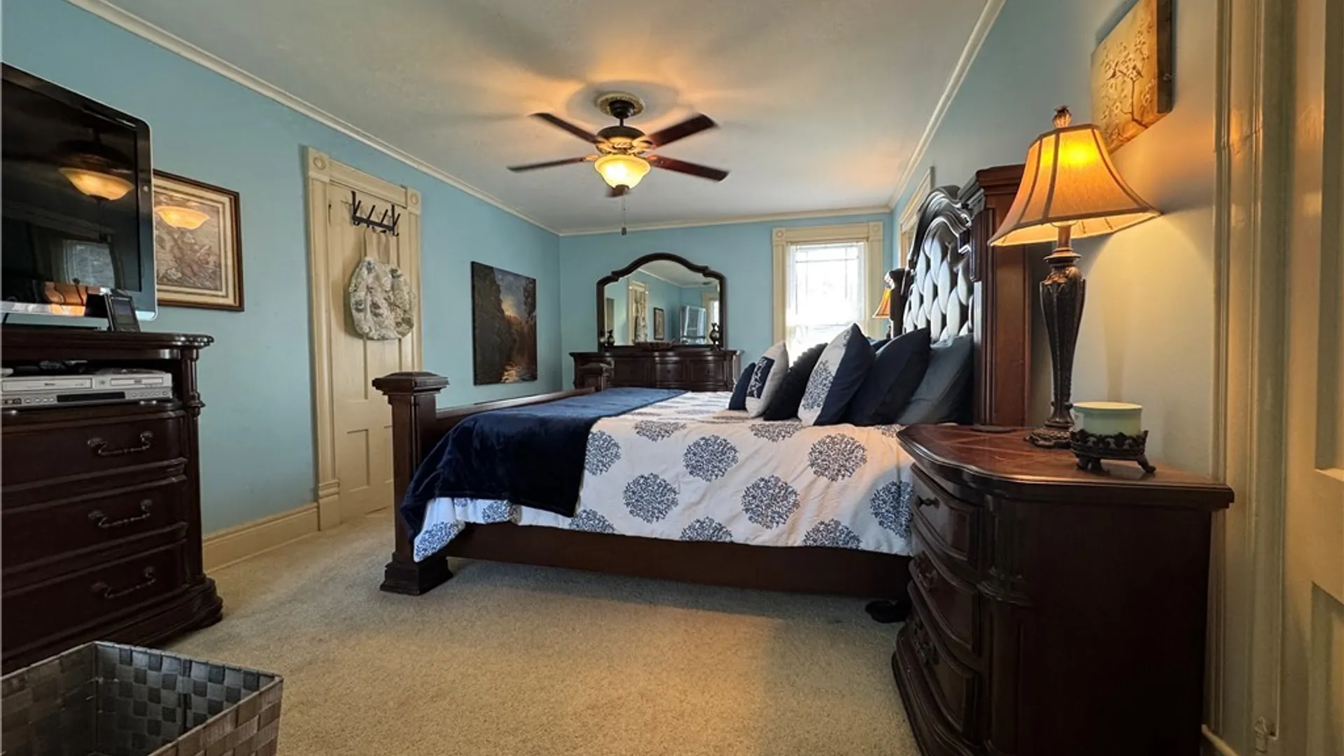 Property at 2570 Saint Paul Blvd, Irondequoit, NY 14617 37