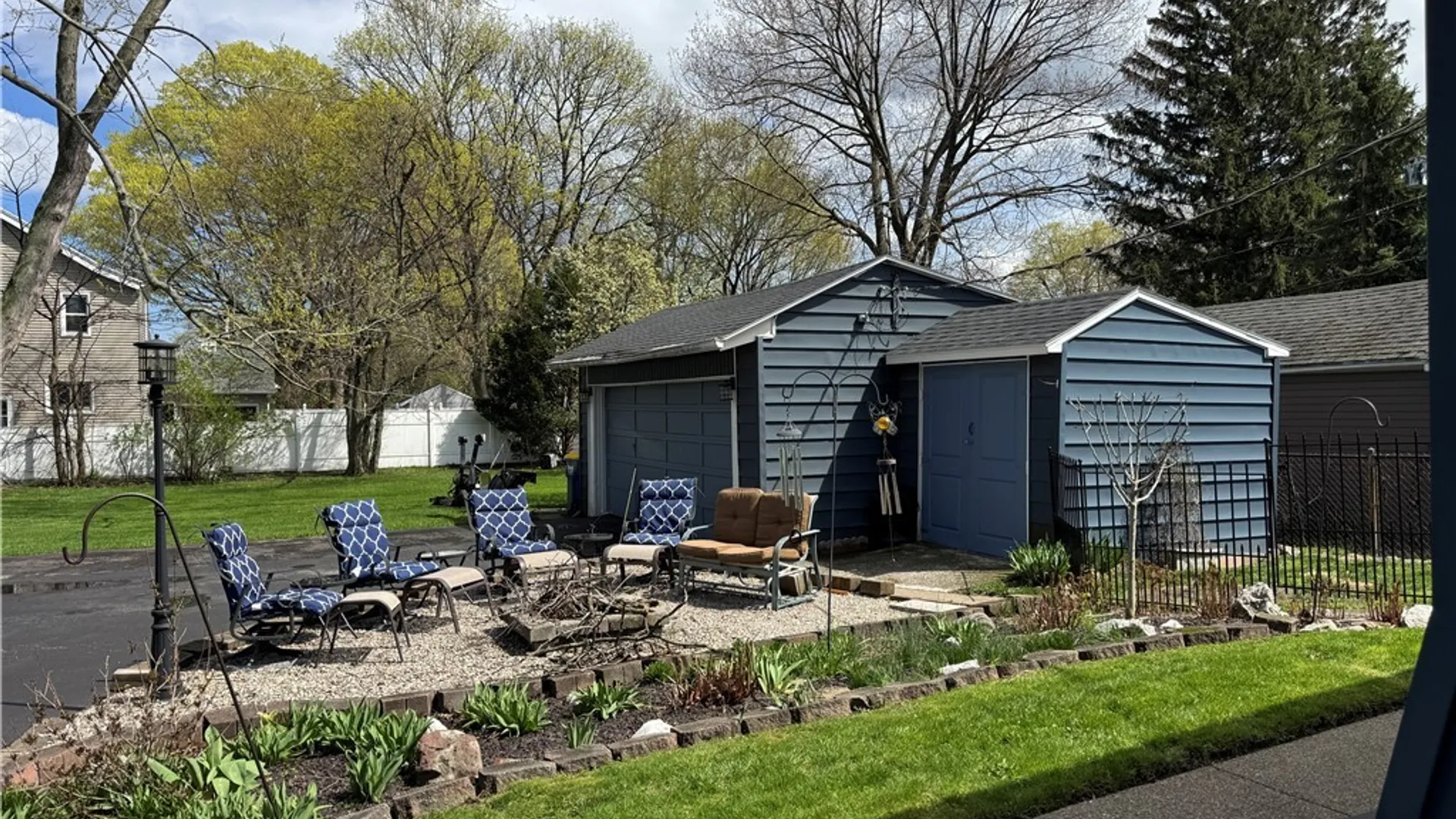 Property at 2570 Saint Paul Blvd, Irondequoit, NY 14617 8