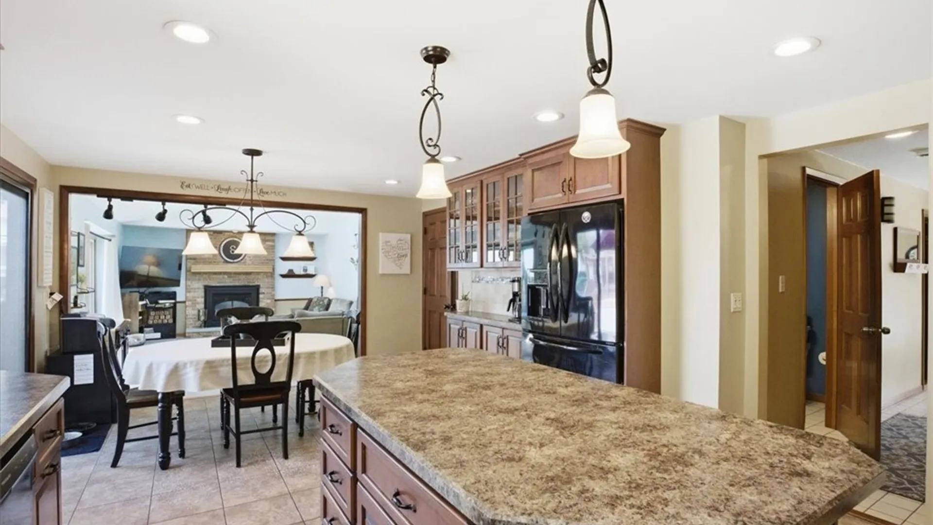 Property at 73 Greencastle Lane, Amherst, NY 14221 14