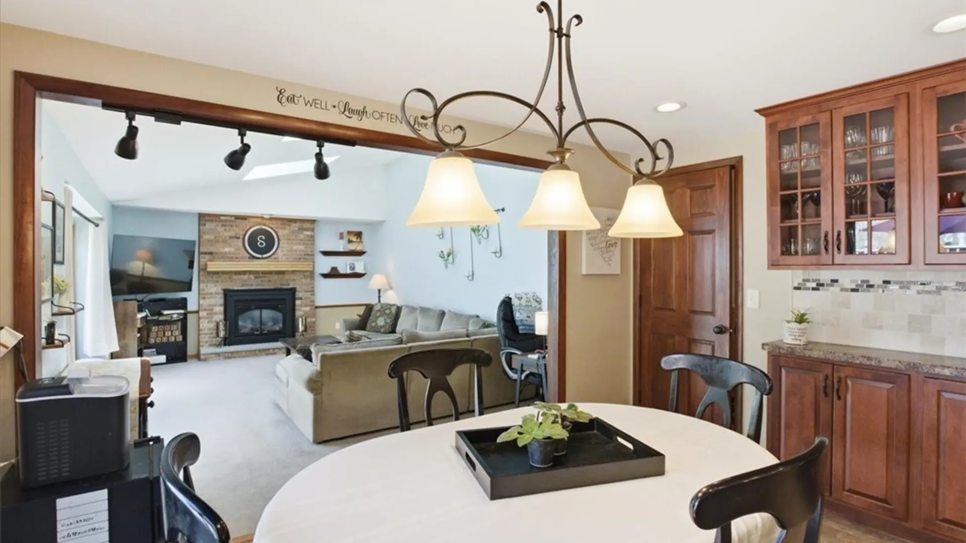 Property at 73 Greencastle Lane, Amherst, NY 14221 18