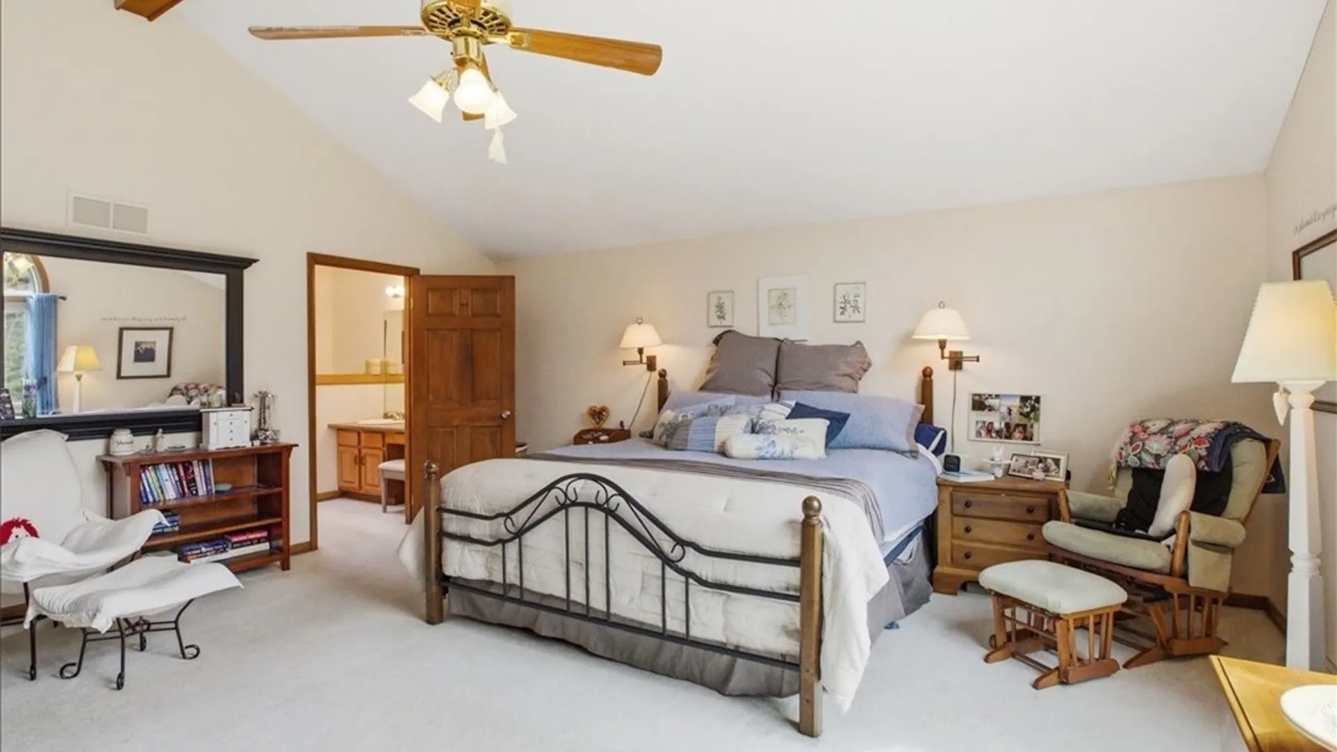 Property at 73 Greencastle Lane, Amherst, NY 14221 22