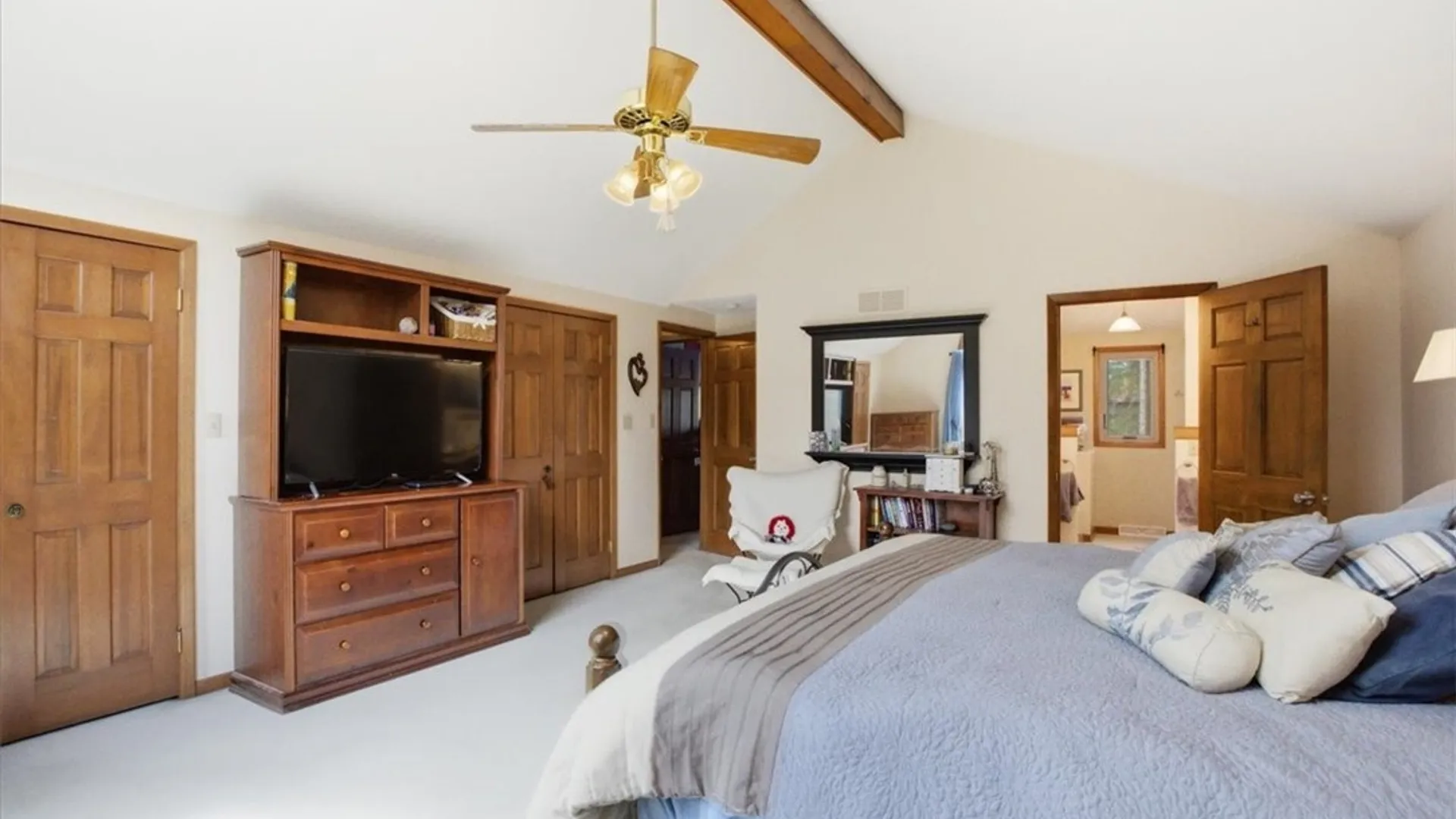 Property at 73 Greencastle Lane, Amherst, NY 14221 23