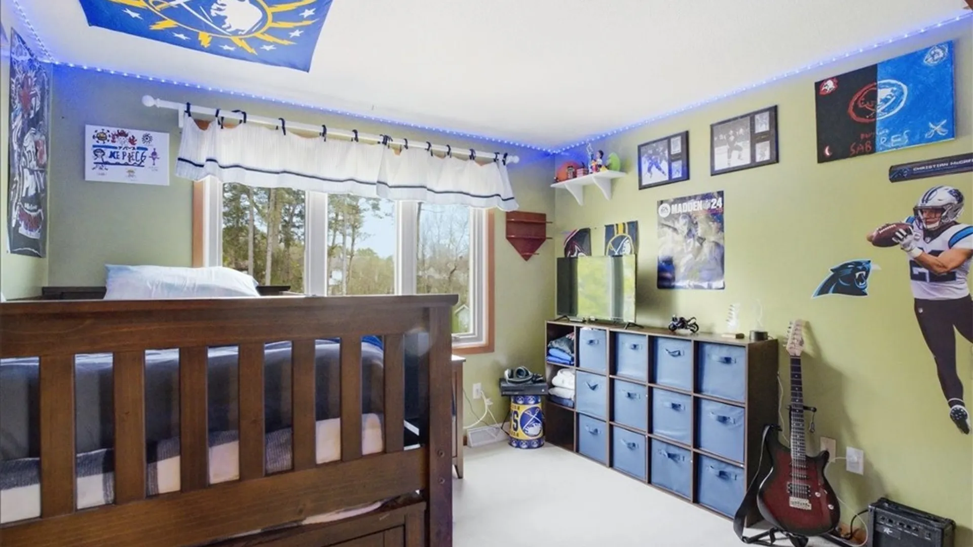 Property at 73 Greencastle Lane, Amherst, NY 14221 25