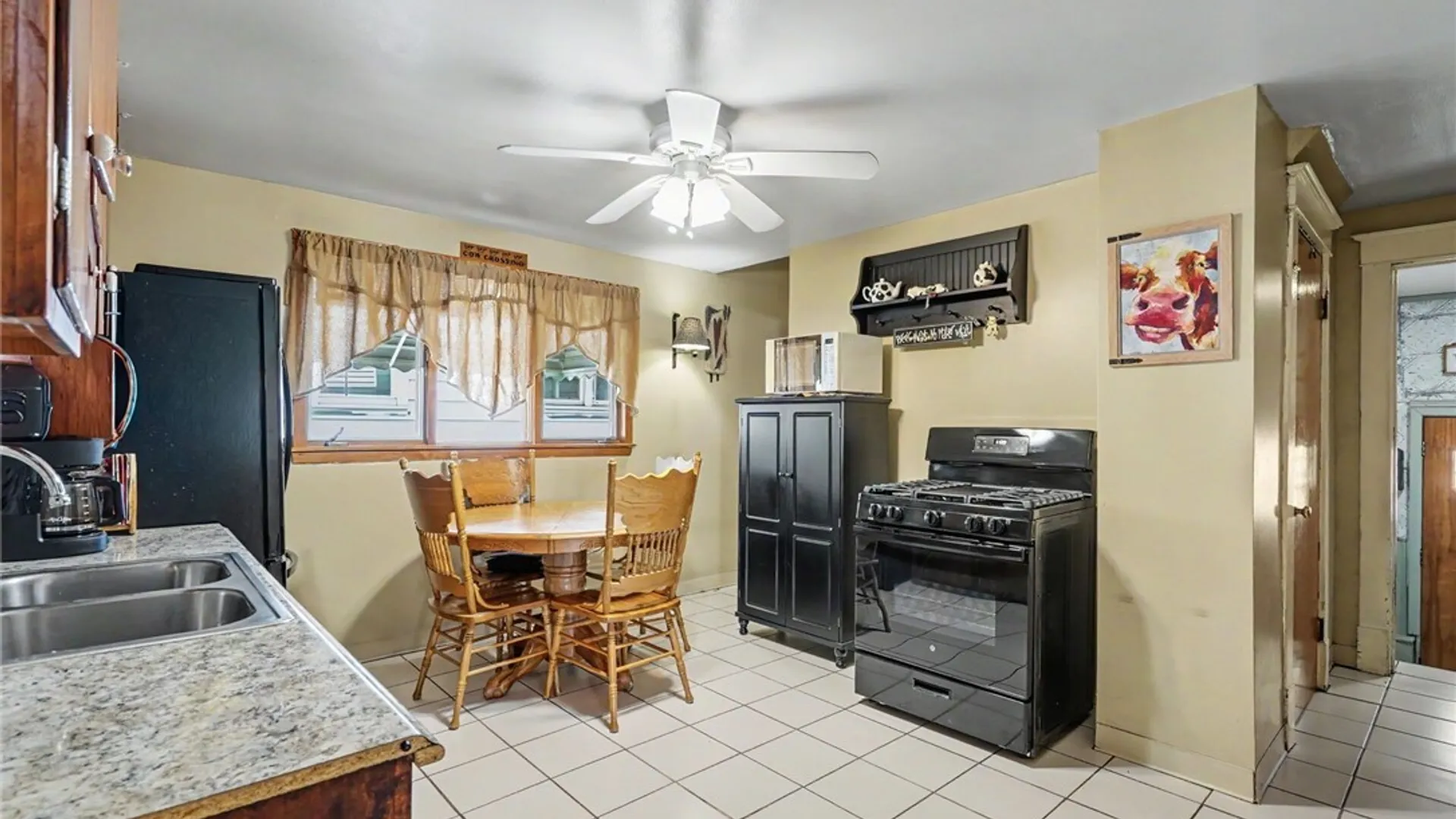 Property at 138 Jackson Avenue, Cheektowaga, NY 14212 13