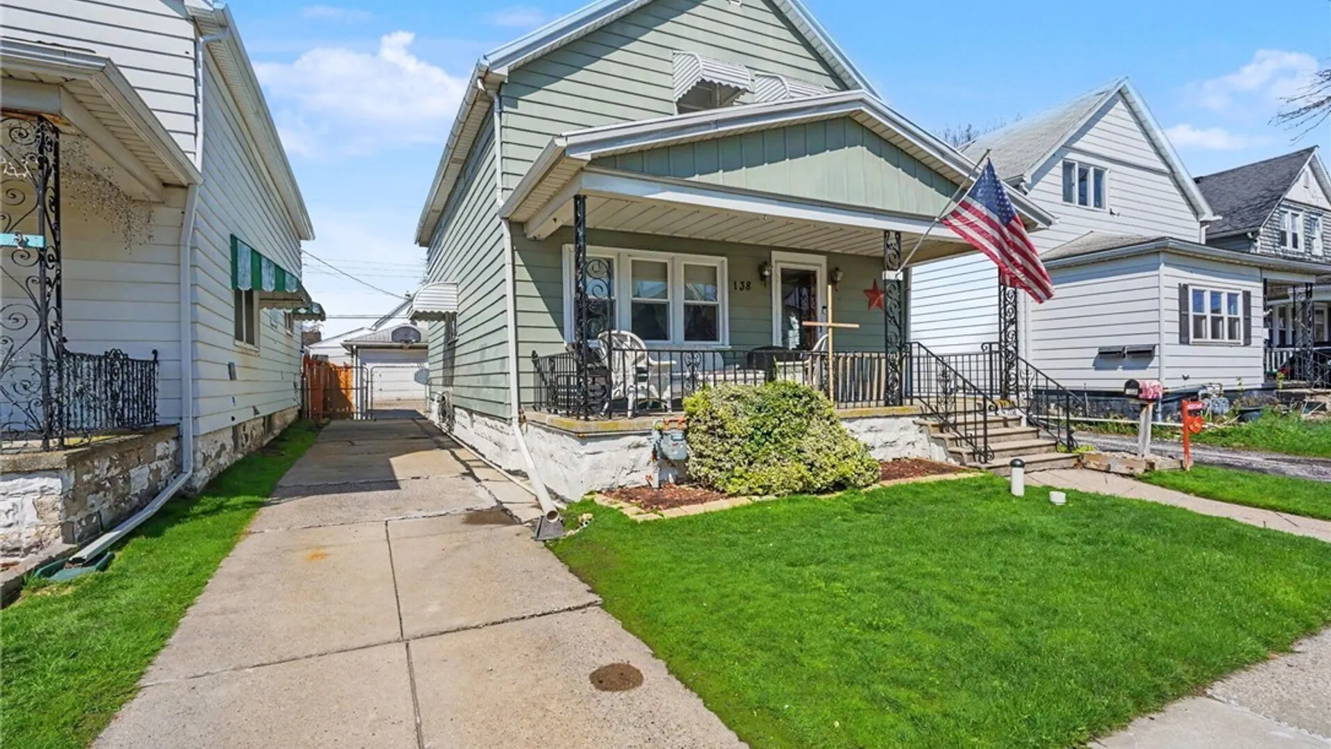 Property at 138 Jackson Avenue, Cheektowaga, NY 14212 2
