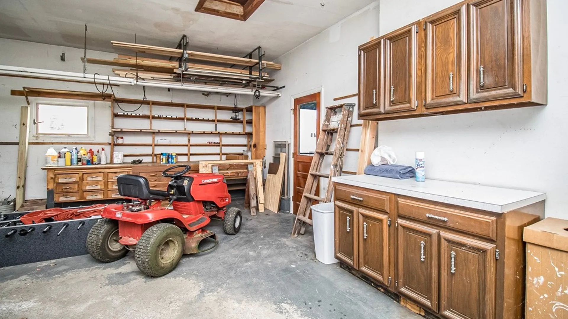 Property at 403 Stillwell Circle, DeWitt, NY 13057 47
