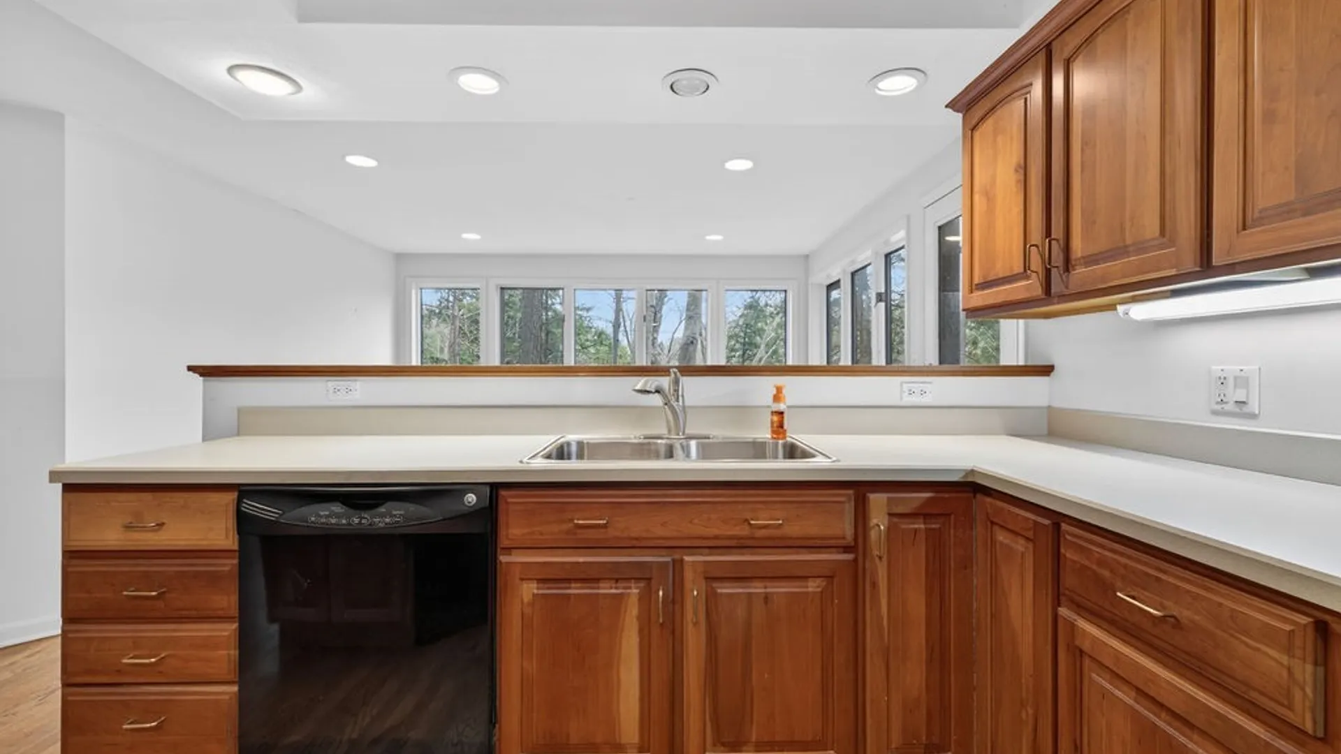 Property at 4285 Balcomb Mill Circle, Onondaga, NY 13215 10