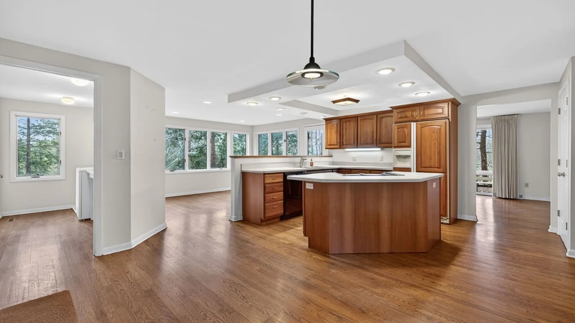 Property at 4285 Balcomb Mill Circle, Onondaga, NY 13215 6