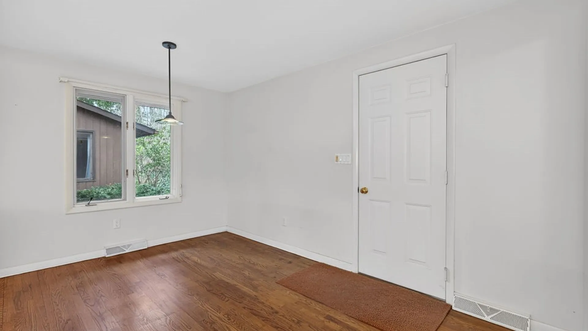 Property at 4285 Balcomb Mill Circle, Onondaga, NY 13215 7