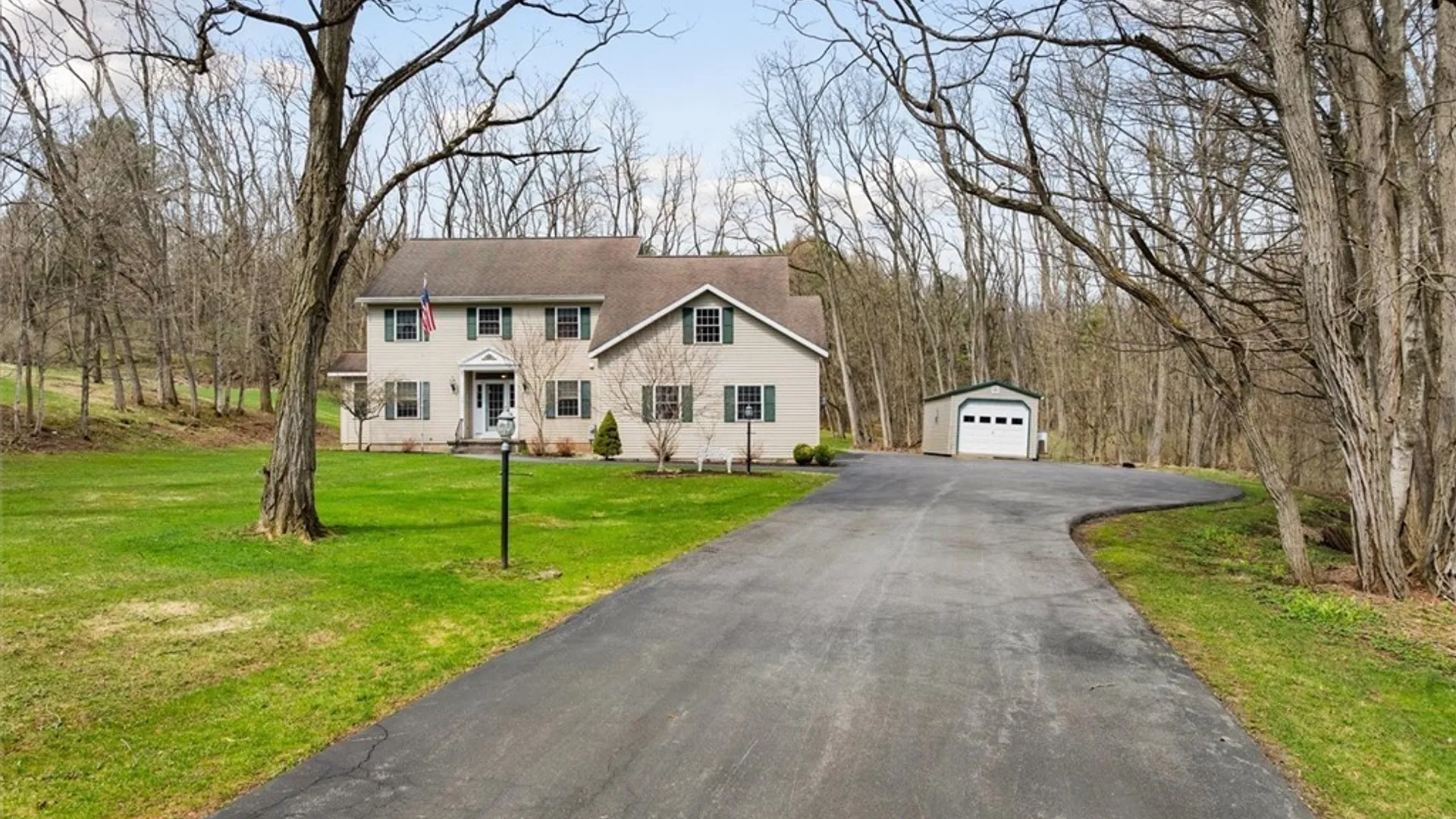 Property at 9211 Grange Hill Road, New Hartford, NY 13413 2