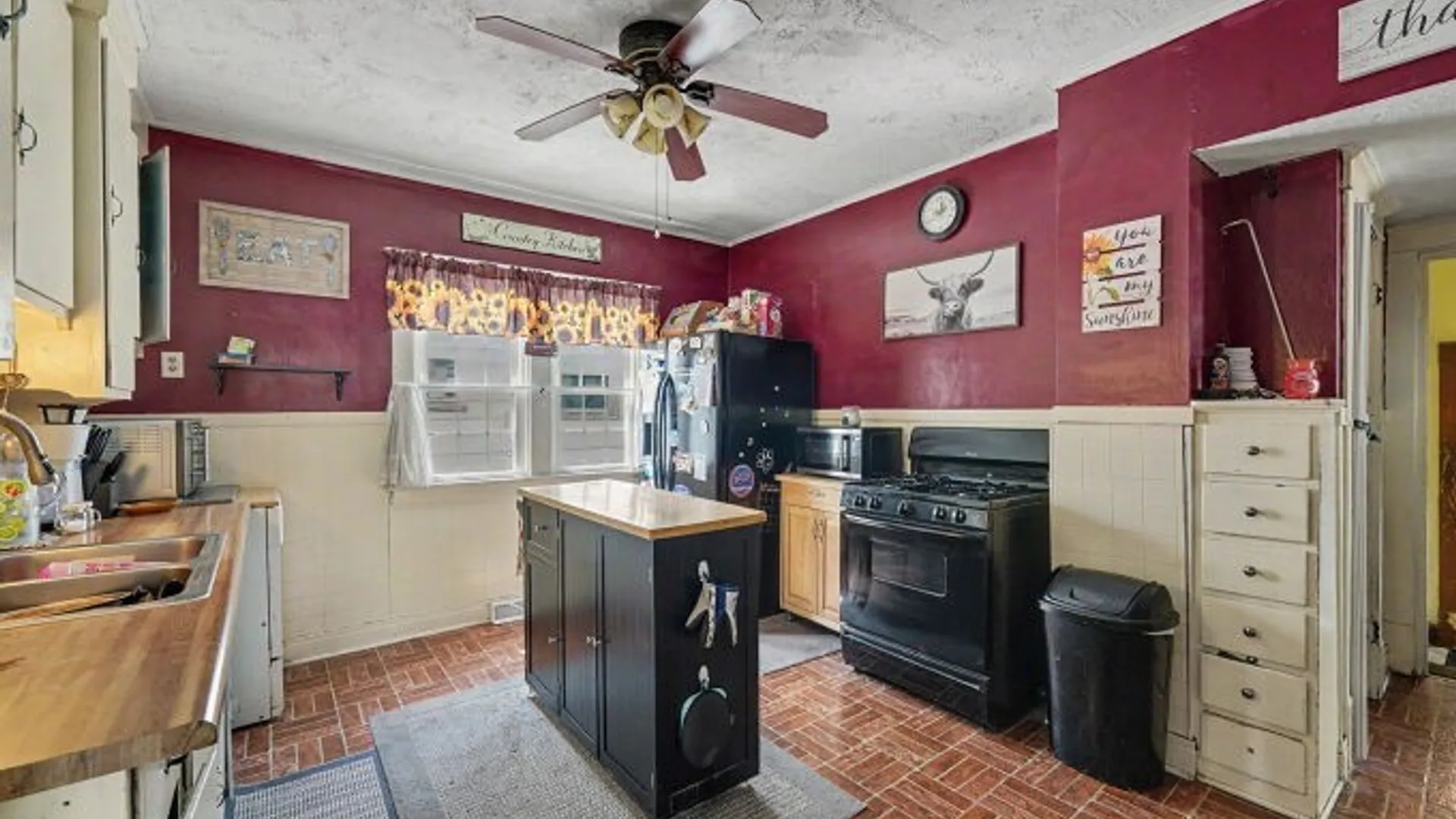 Property at 144 Jackson Avenue, Cheektowaga, NY 14212 13