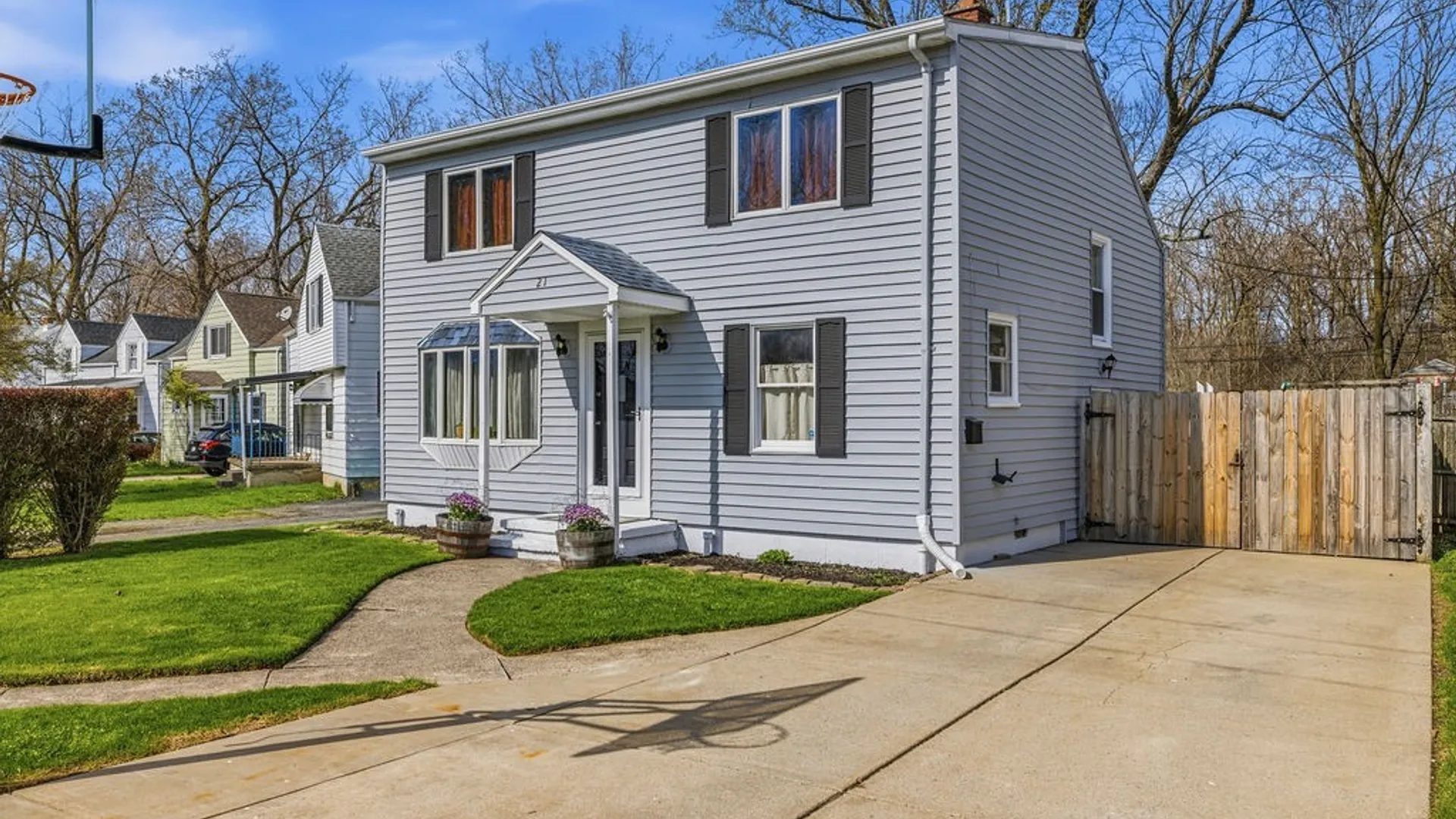 Property at 21 Pritchard Street, Buffalo, NY 14210 3