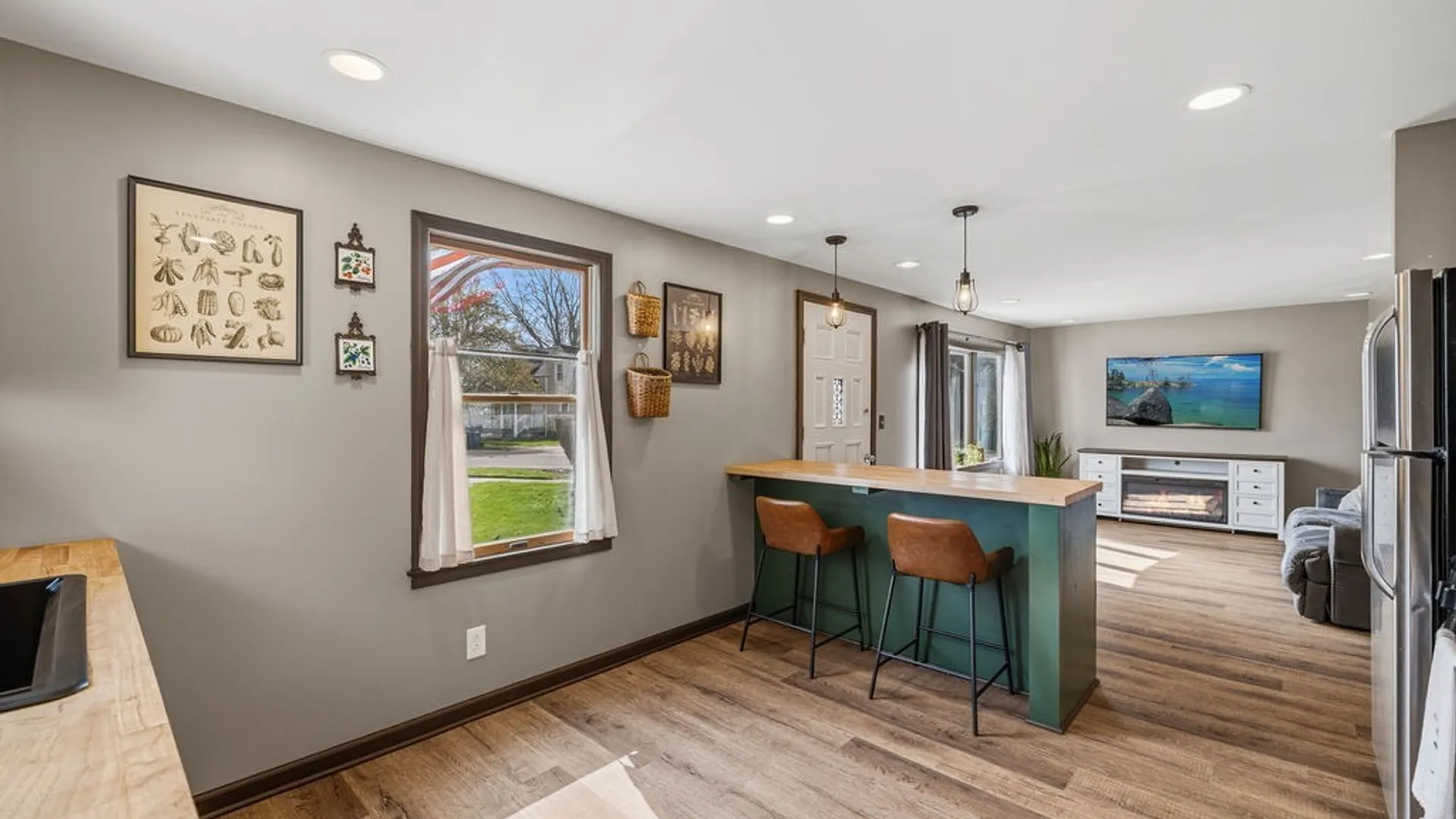 Property at 21 Pritchard Street, Buffalo, NY 14210 9