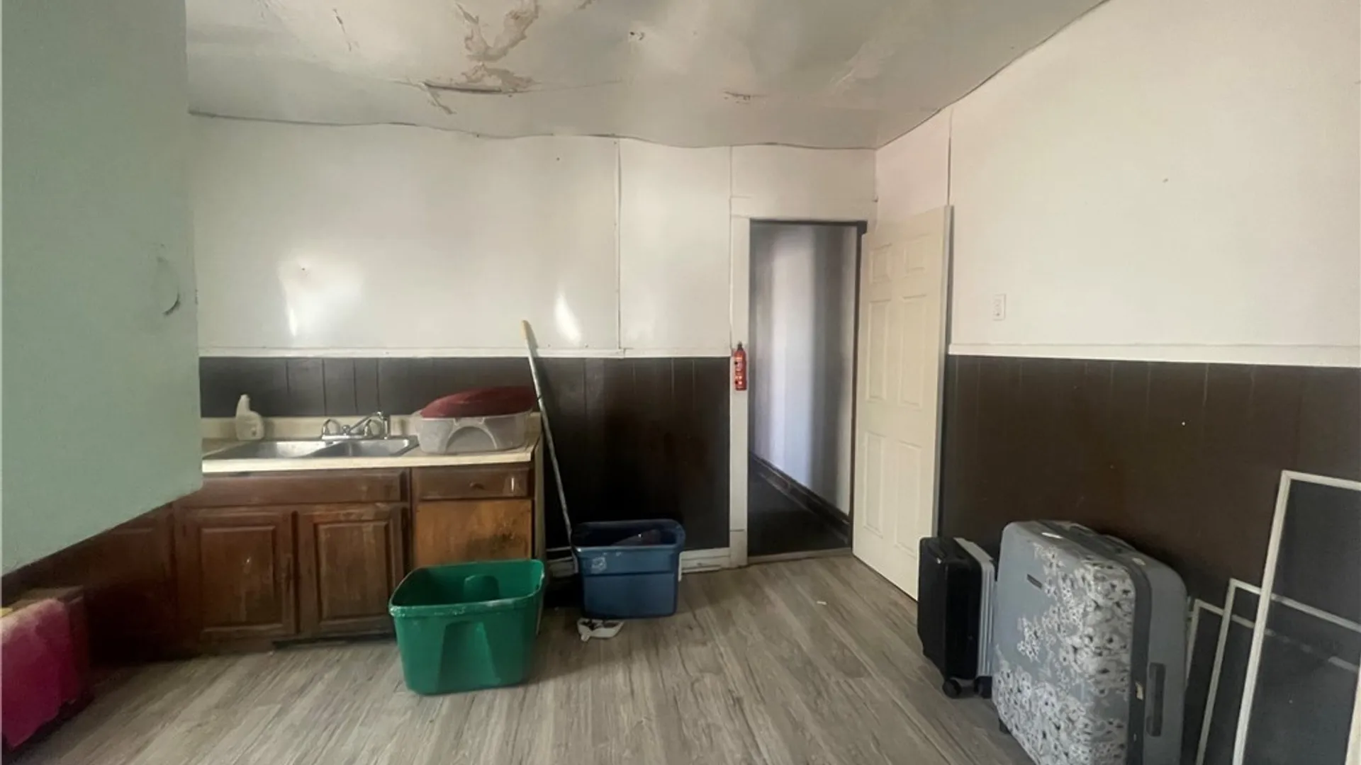 Property at 1737 Whitney Avenue, Niagara Falls, NY 14301 5