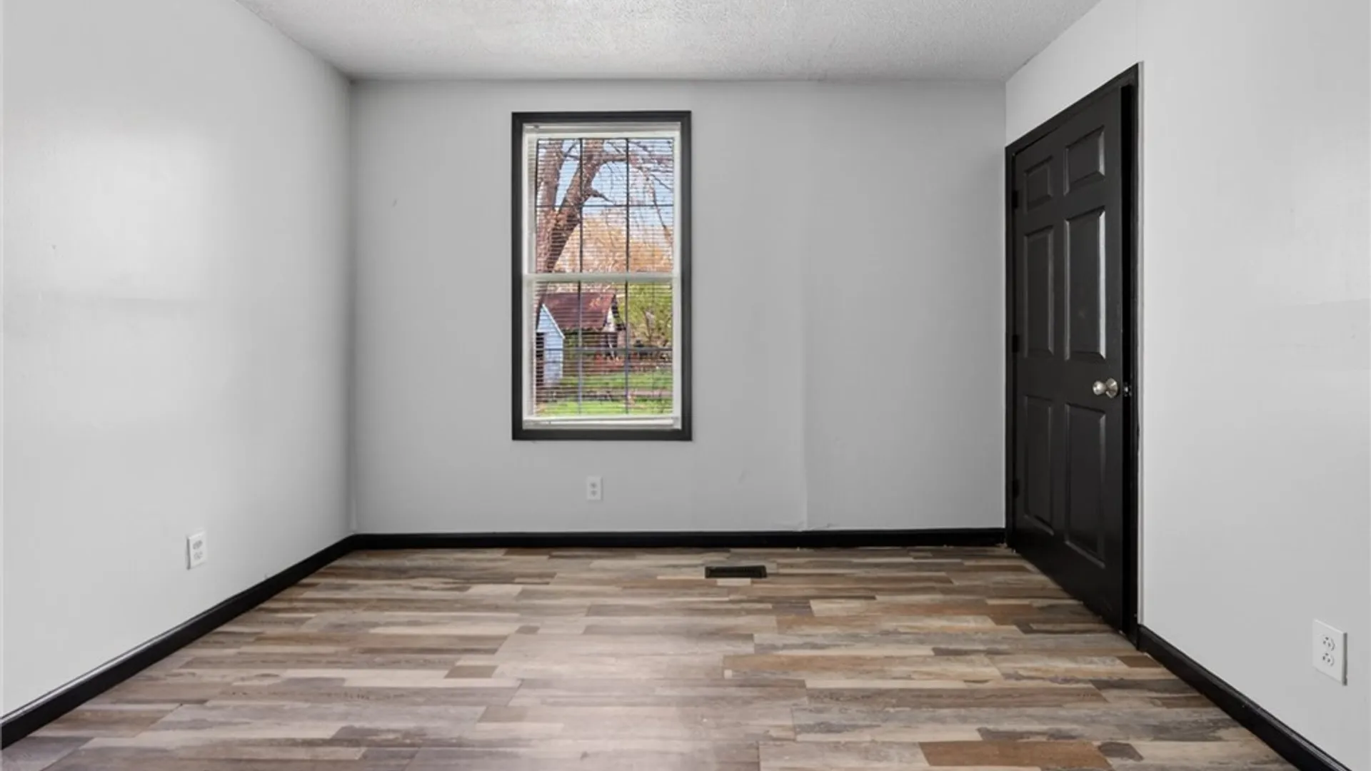 Property at 495 Emerson Street, Rochester, NY 14613 12