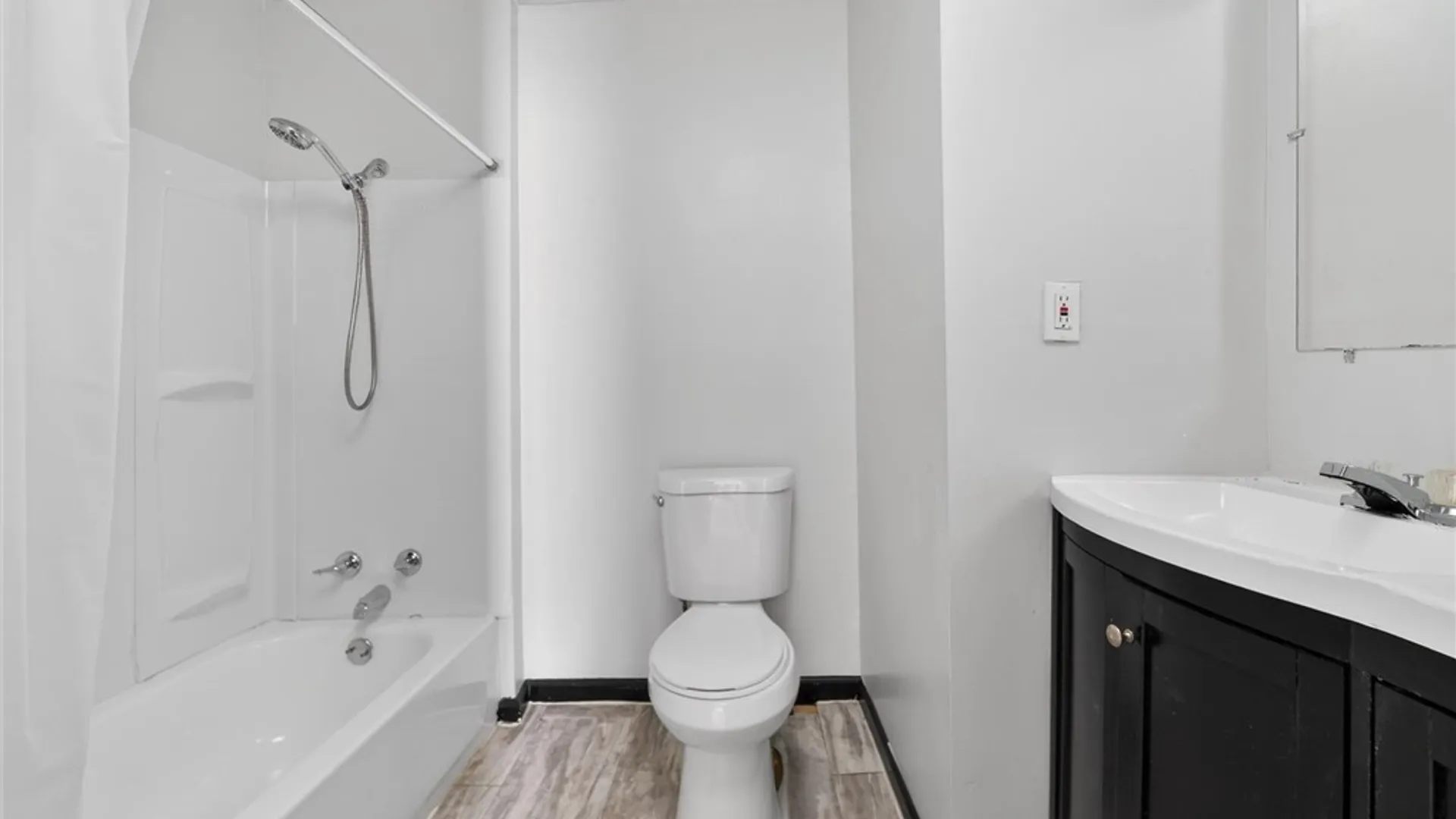 Property at 495 Emerson Street, Rochester, NY 14613 15