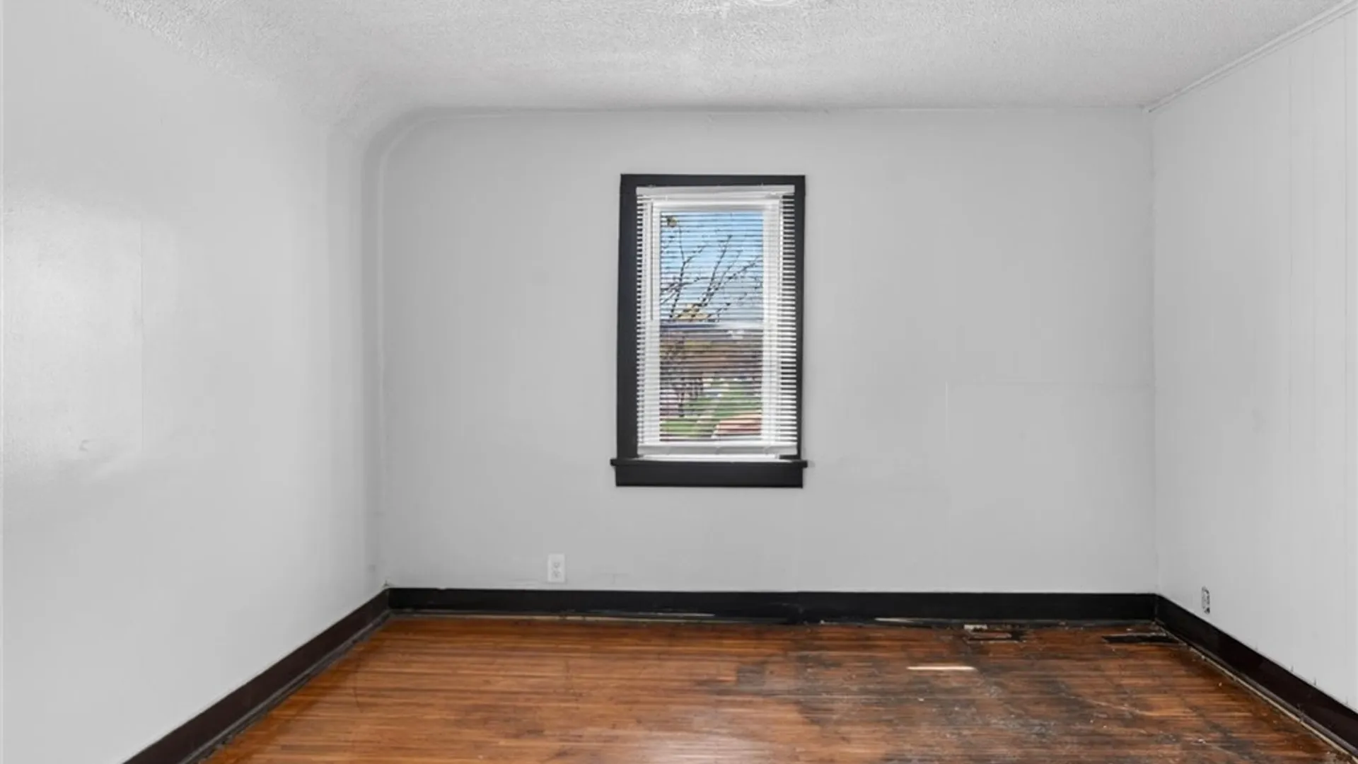 Property at 495 Emerson Street, Rochester, NY 14613 27