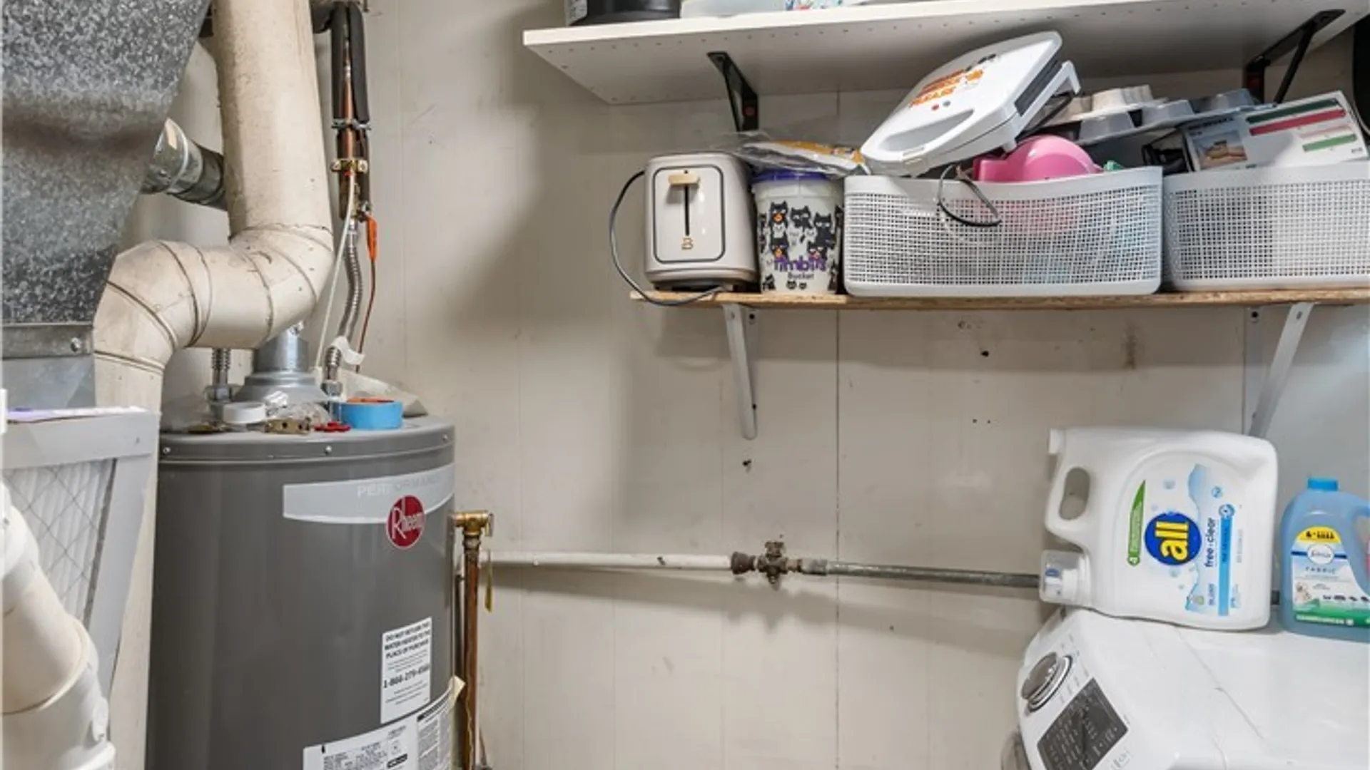 Property at 17 Violet Avenue, Amherst, NY 14226 16