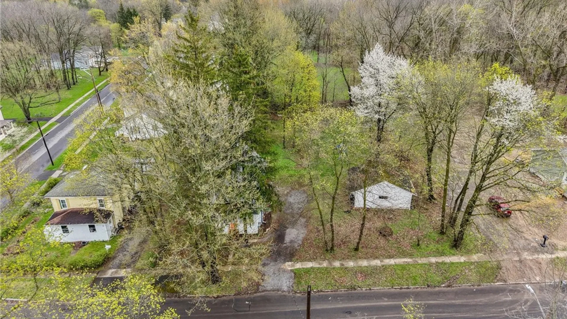 Property at 68 Garrow Street, Auburn, NY 13021 34