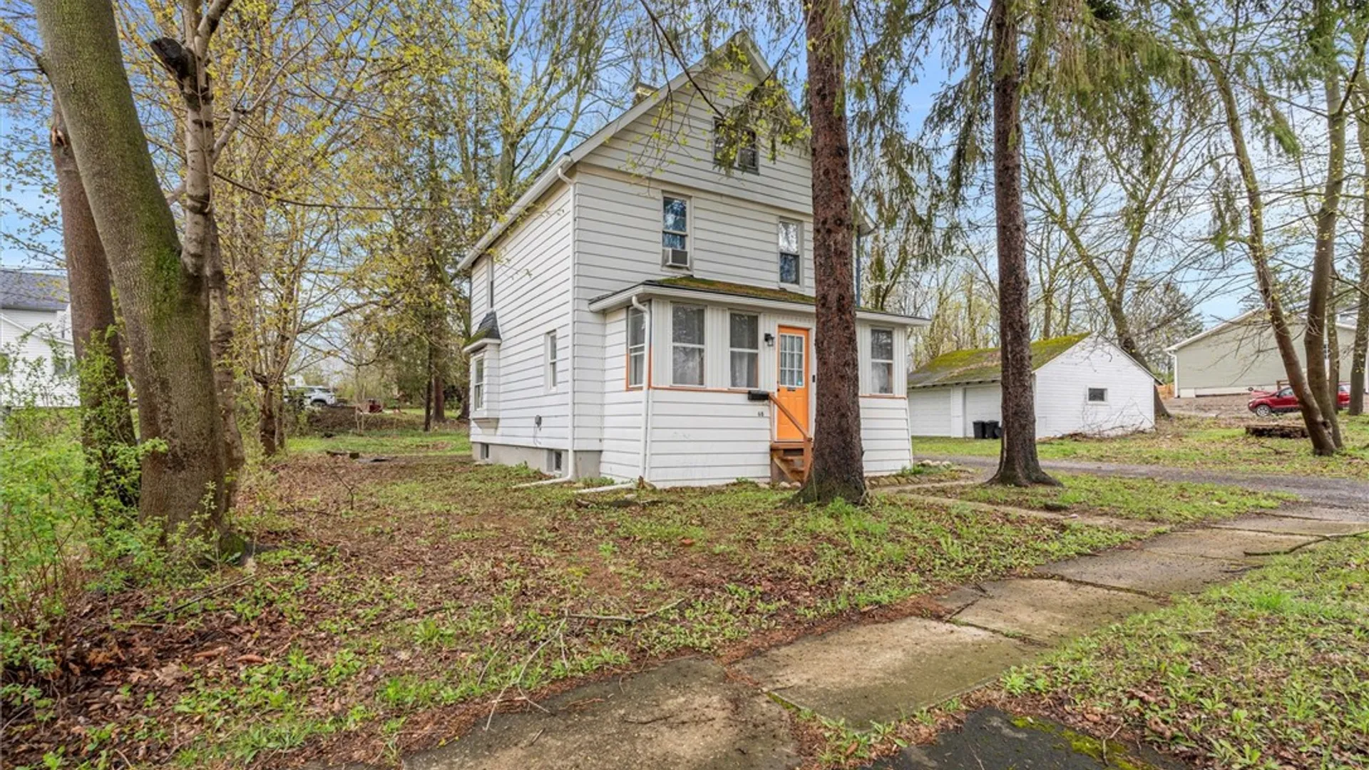 Property at 68 Garrow Street, Auburn, NY 13021 4