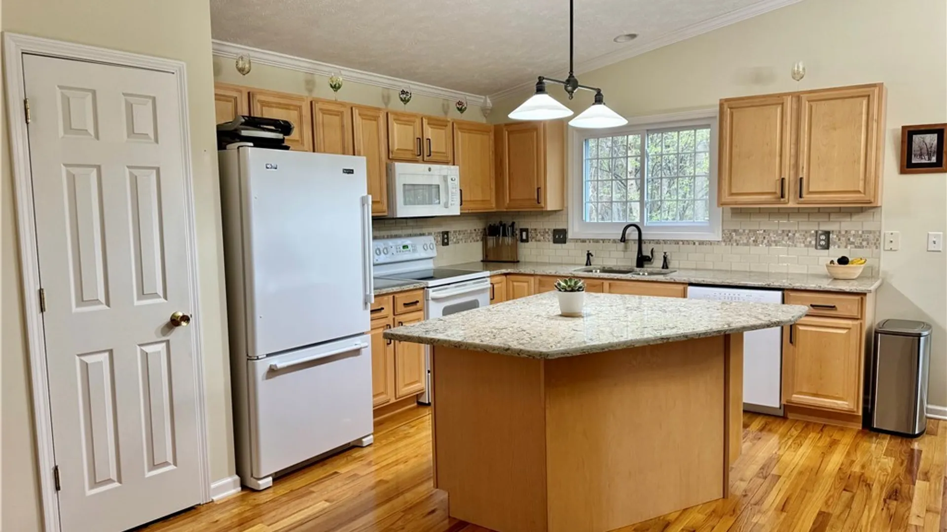 Property at 4210 Mistral Circle, Clay, NY 13090 4