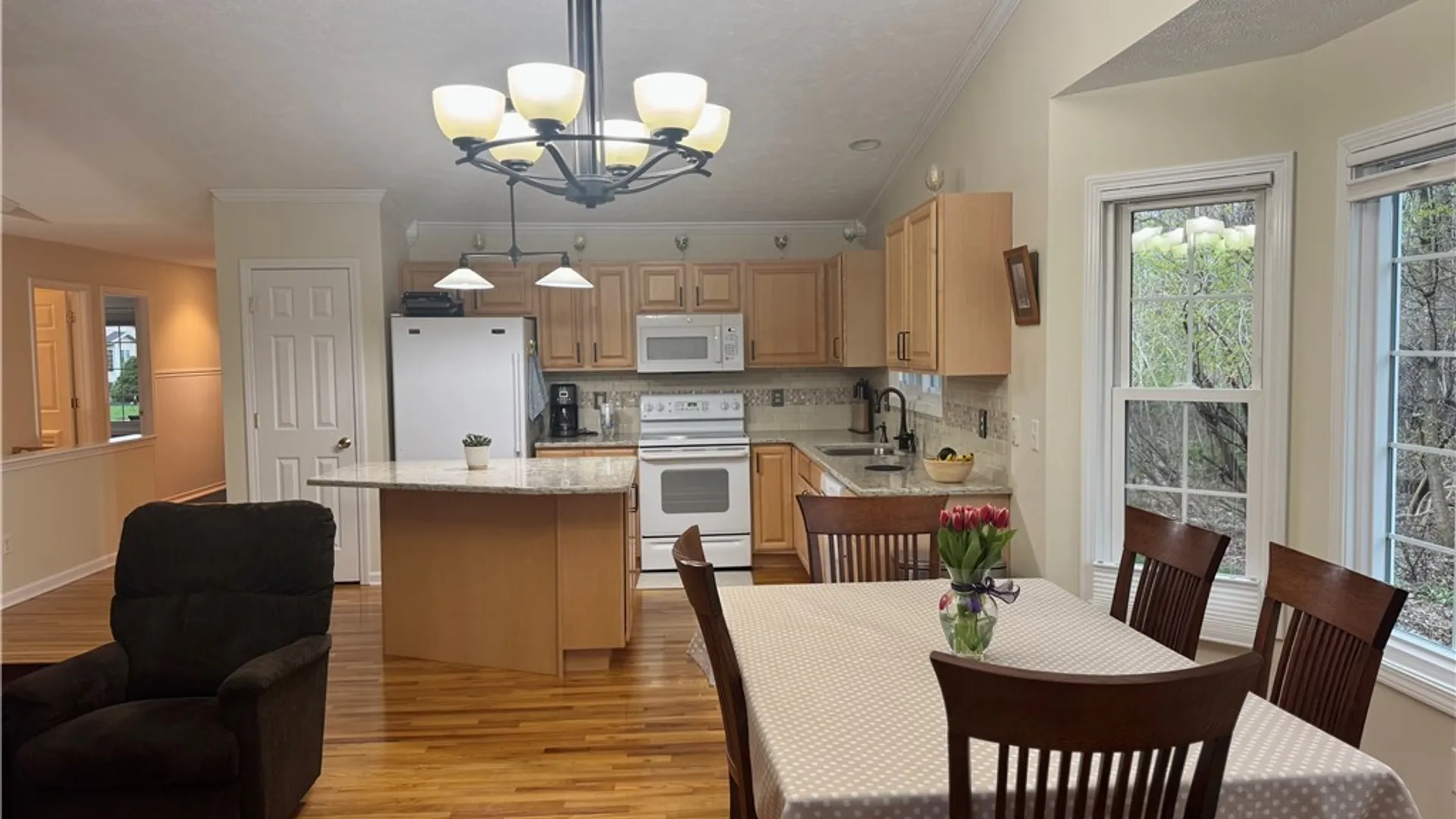Property at 4210 Mistral Circle, Clay, NY 13090 9