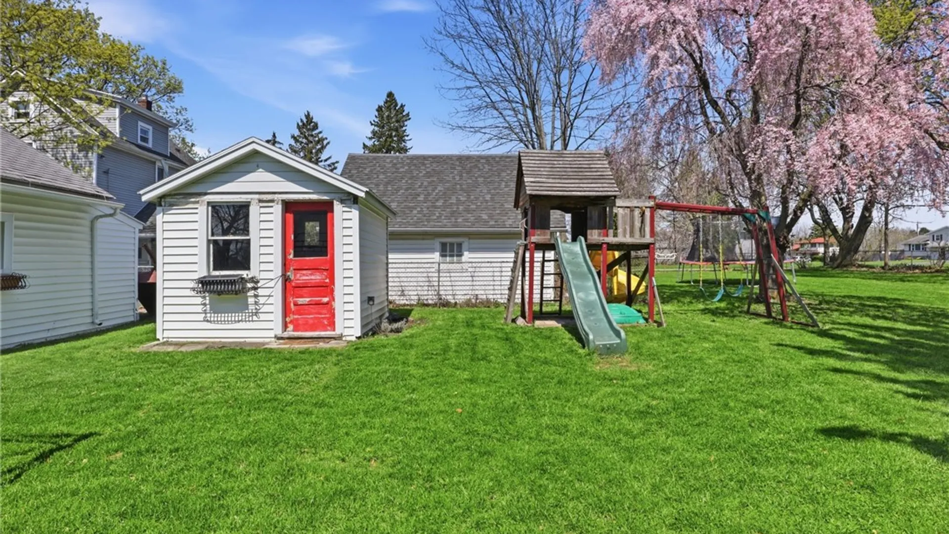 Property at 338 Mercer Avenue, Gates, NY 14606 29