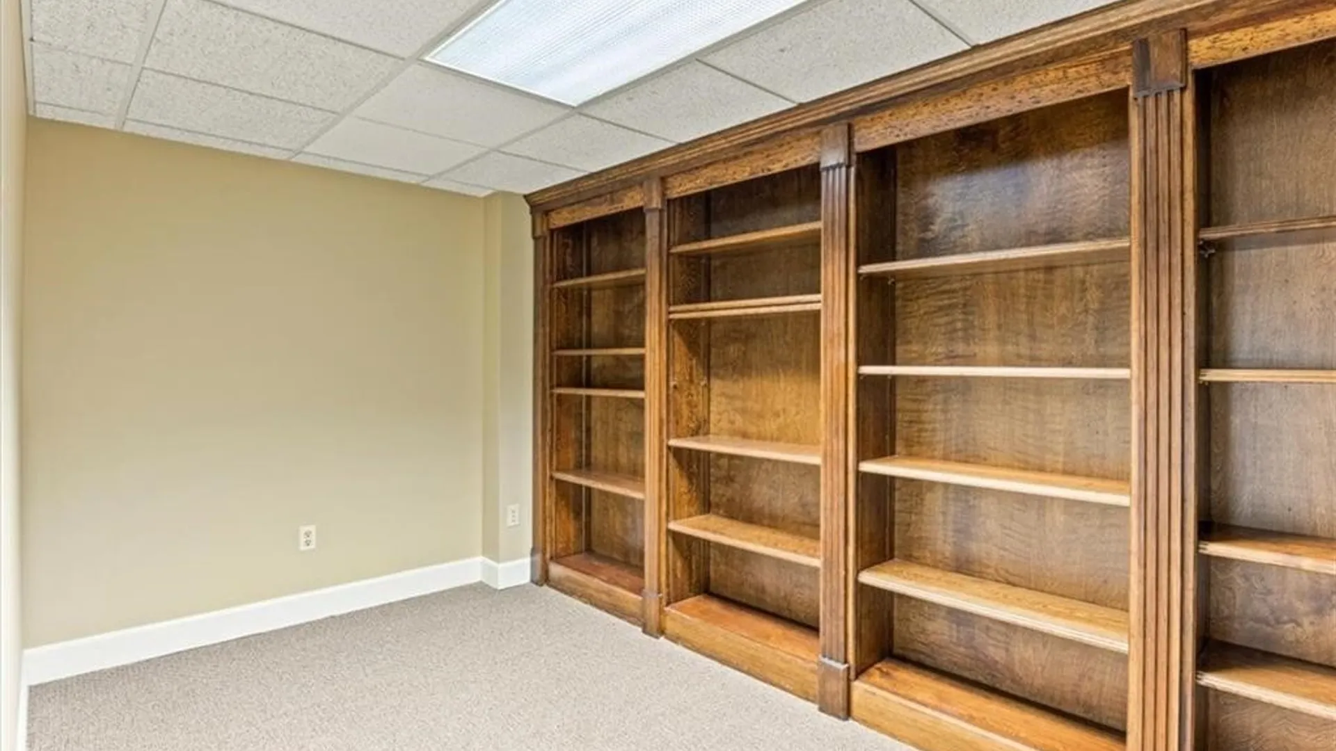 Property at 110 Linden Oaks, Pittsford, NY 14625 11