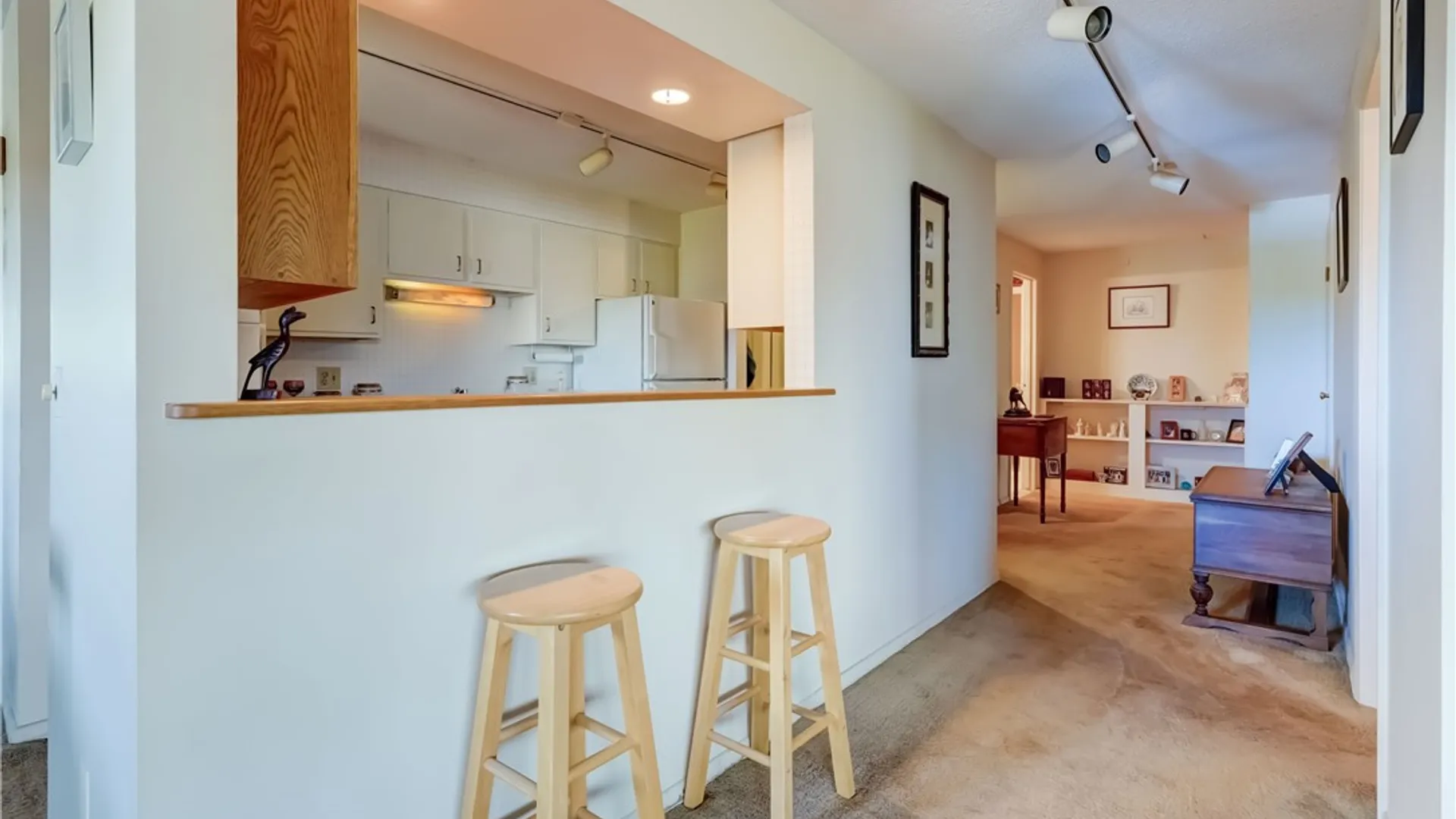 Property at 913 Westage At The Harbor, Irondequoit, NY 14617 10