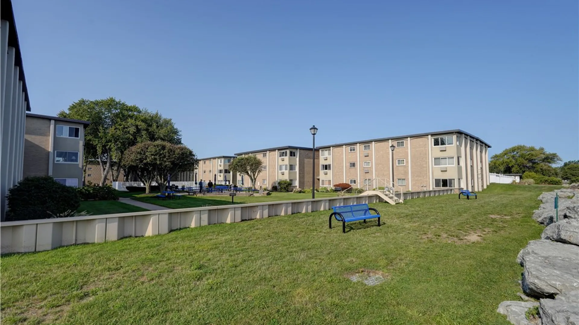 Property at 913 Westage At The Harbor, Irondequoit, NY 14617 39