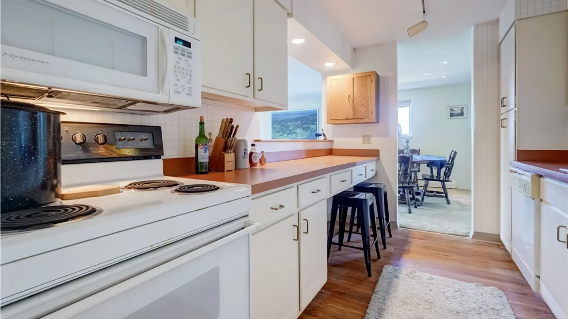 Property at 913 Westage At The Harbor, Irondequoit, NY 14617 7