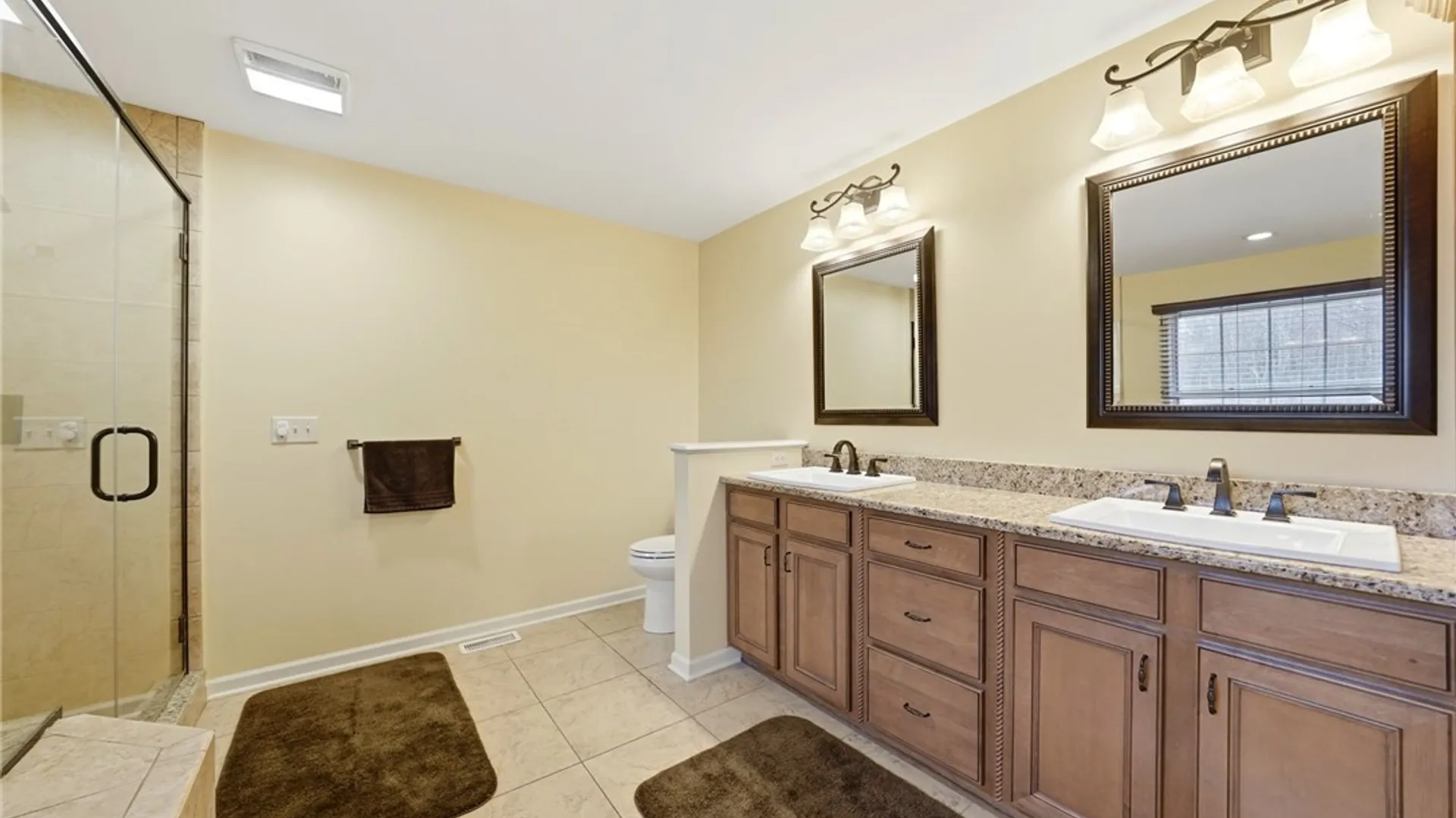 Property at 35 Worthington Lane, Lancaster, NY 14086 25