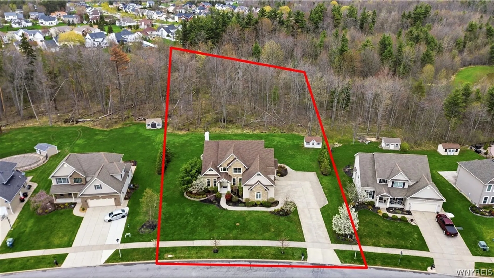 Property at 35 Worthington Lane, Lancaster, NY 14086 46