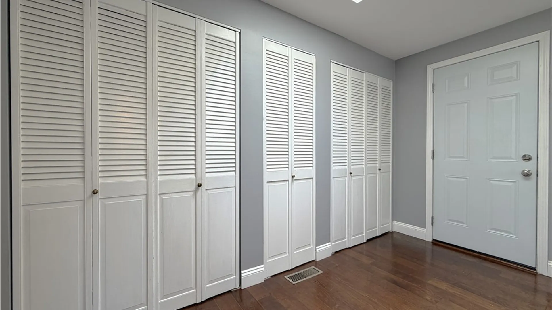 Property at 24 Dahlia Drive, Perinton, NY 14450 14