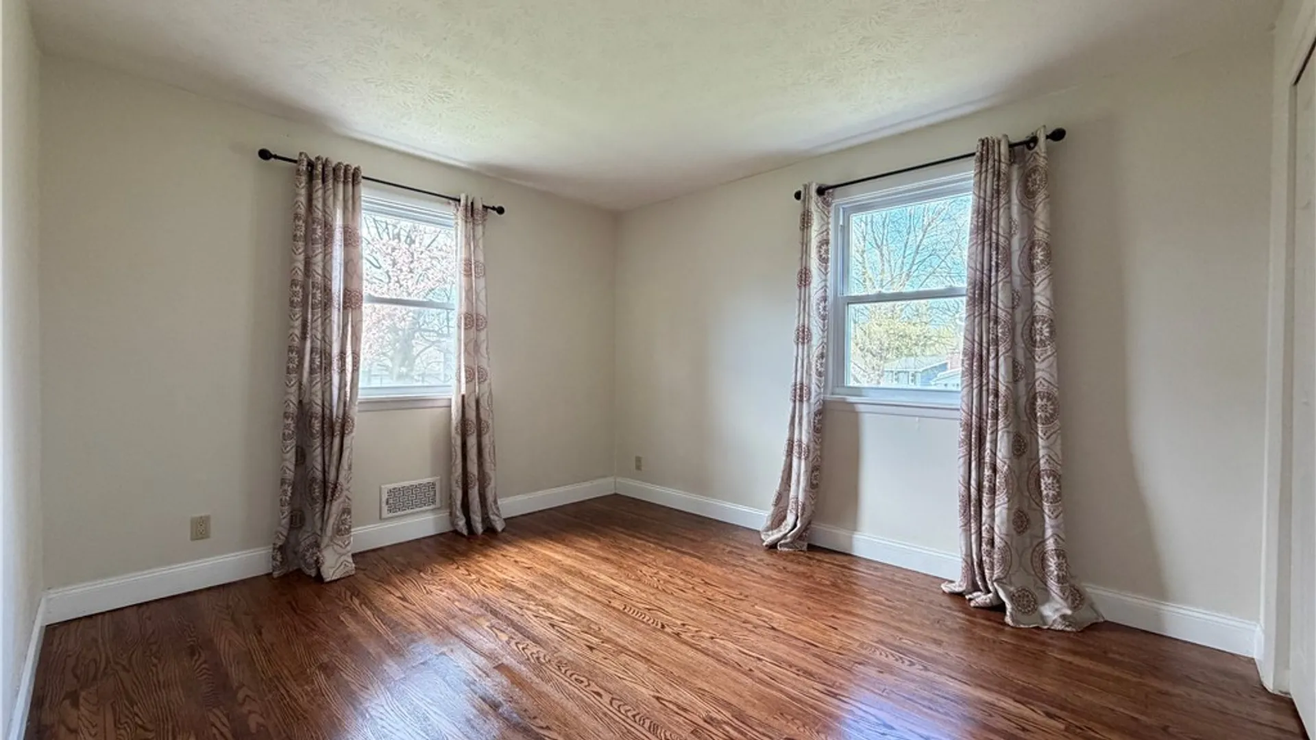 Property at 24 Dahlia Drive, Perinton, NY 14450 33