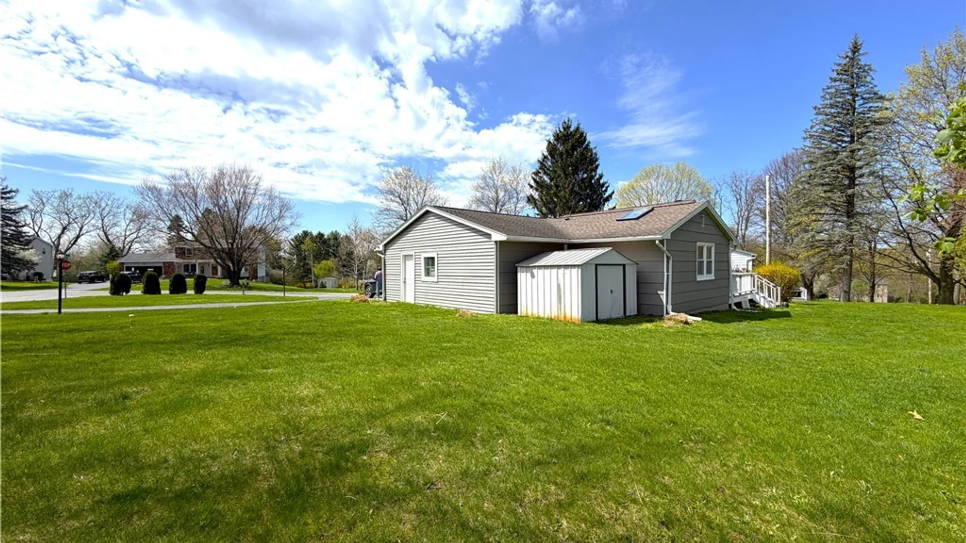 Property at 24 Dahlia Drive, Perinton, NY 14450 36