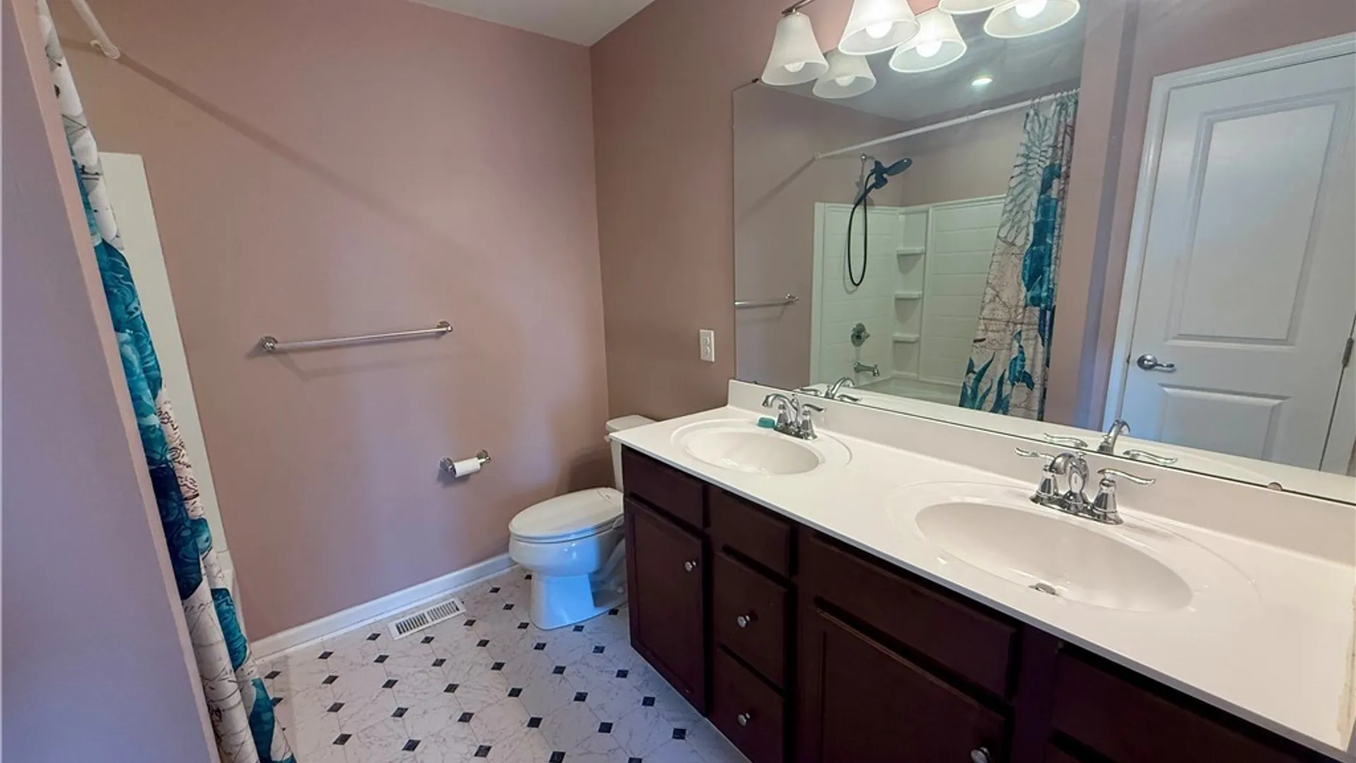 Property at 4628 Logans Lane, Hamburg, NY 14075 12