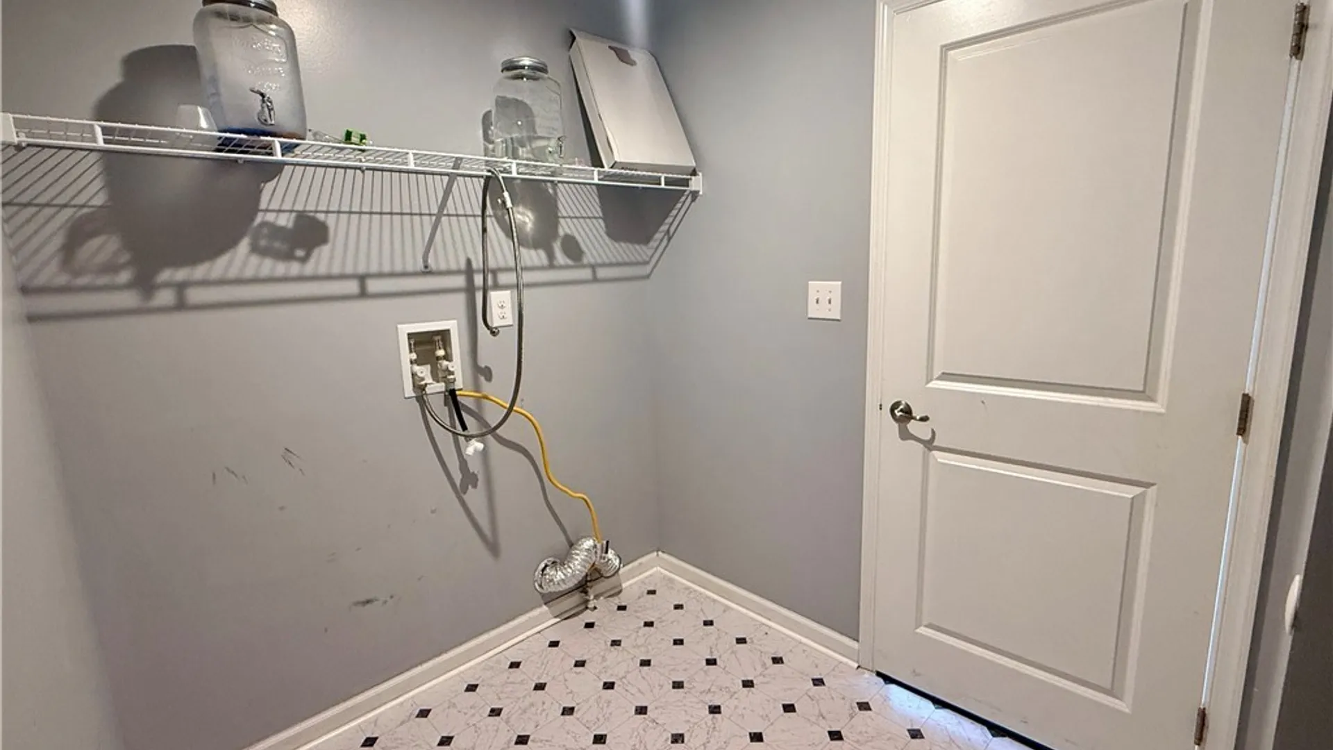 Property at 4628 Logans Lane, Hamburg, NY 14075 22