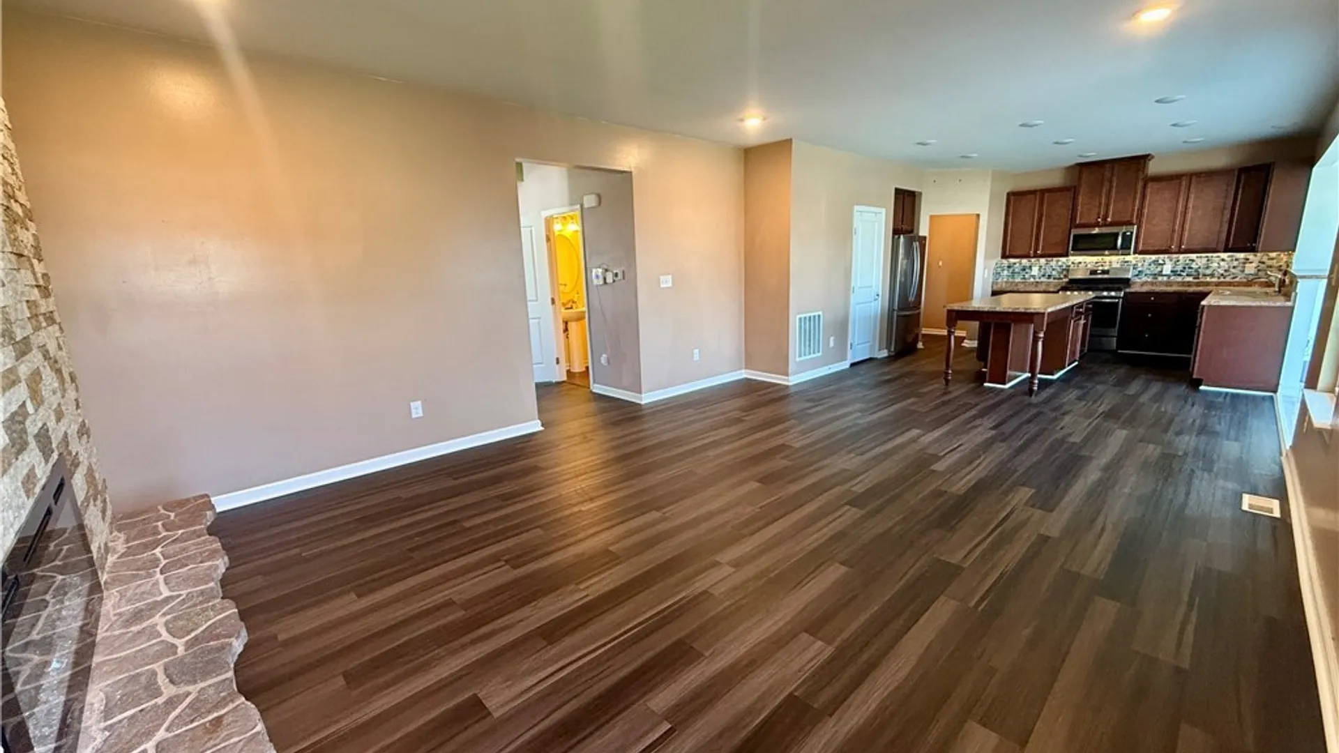 Property at 4628 Logans Lane, Hamburg, NY 14075 4