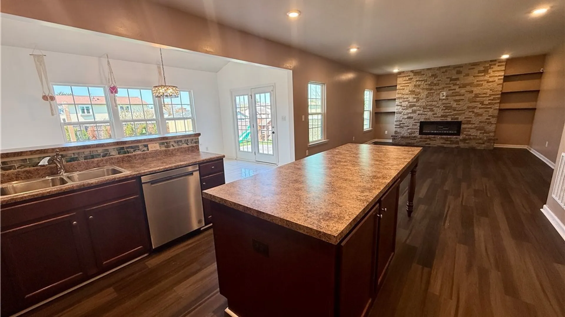 Property at 4628 Logans Lane, Hamburg, NY 14075 7