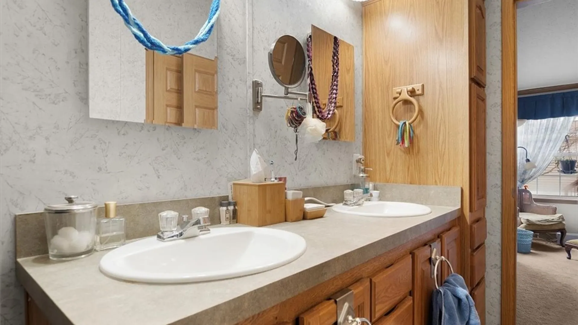 Property at 6257 Stillmeadow, Williamson, NY 14589 15