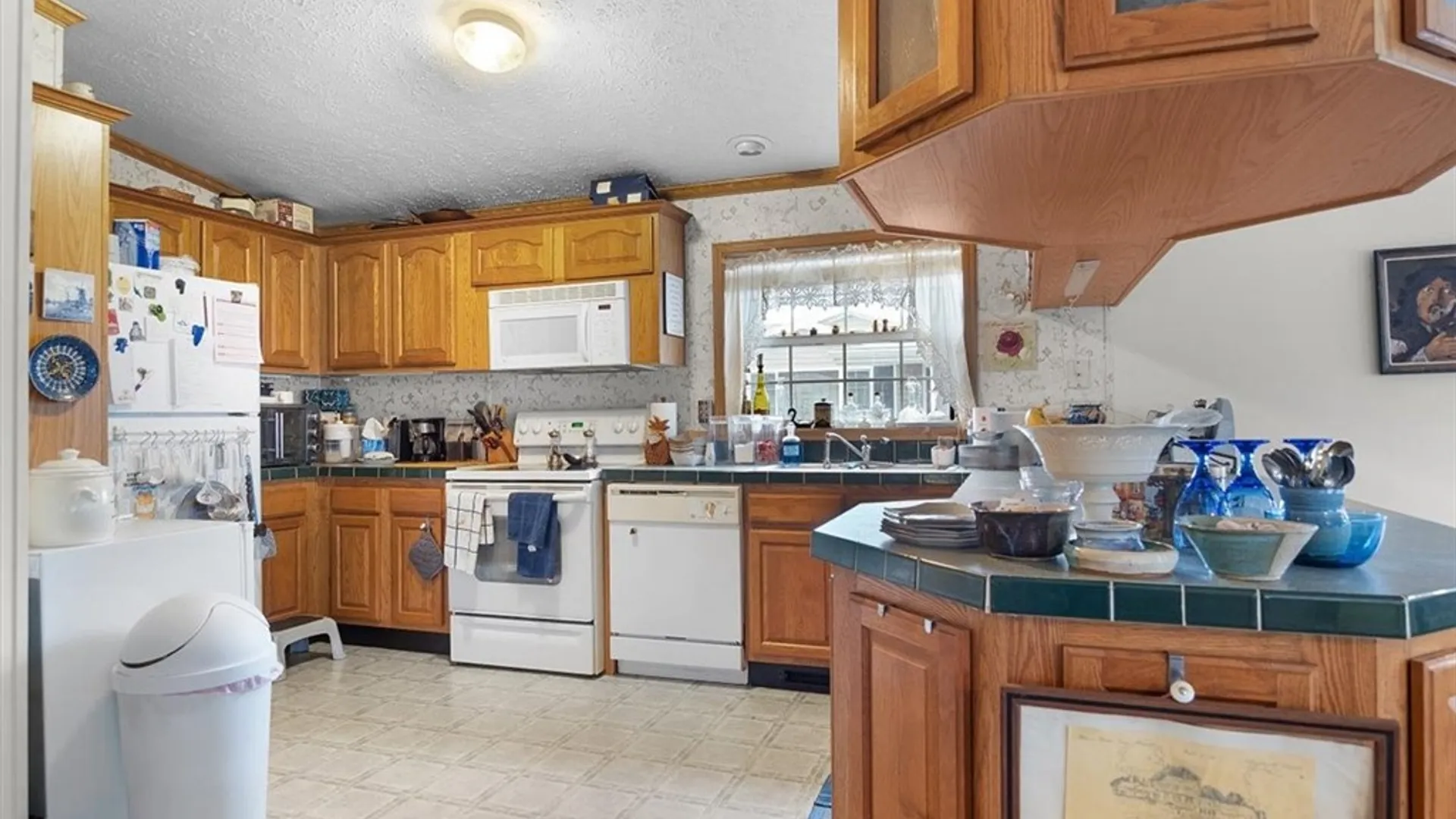 Property at 6257 Stillmeadow, Williamson, NY 14589 8