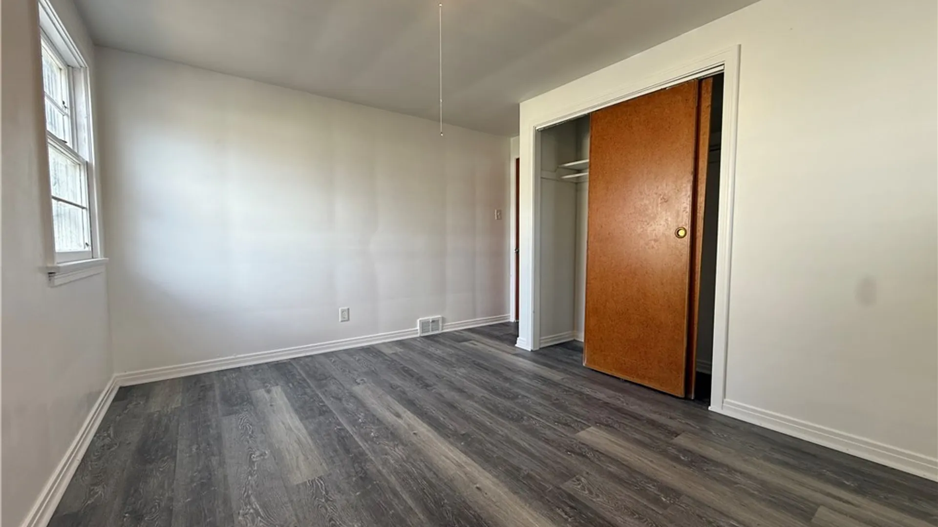 Property at 3750 Deveaux Street, Niagara Falls, NY 14305 13