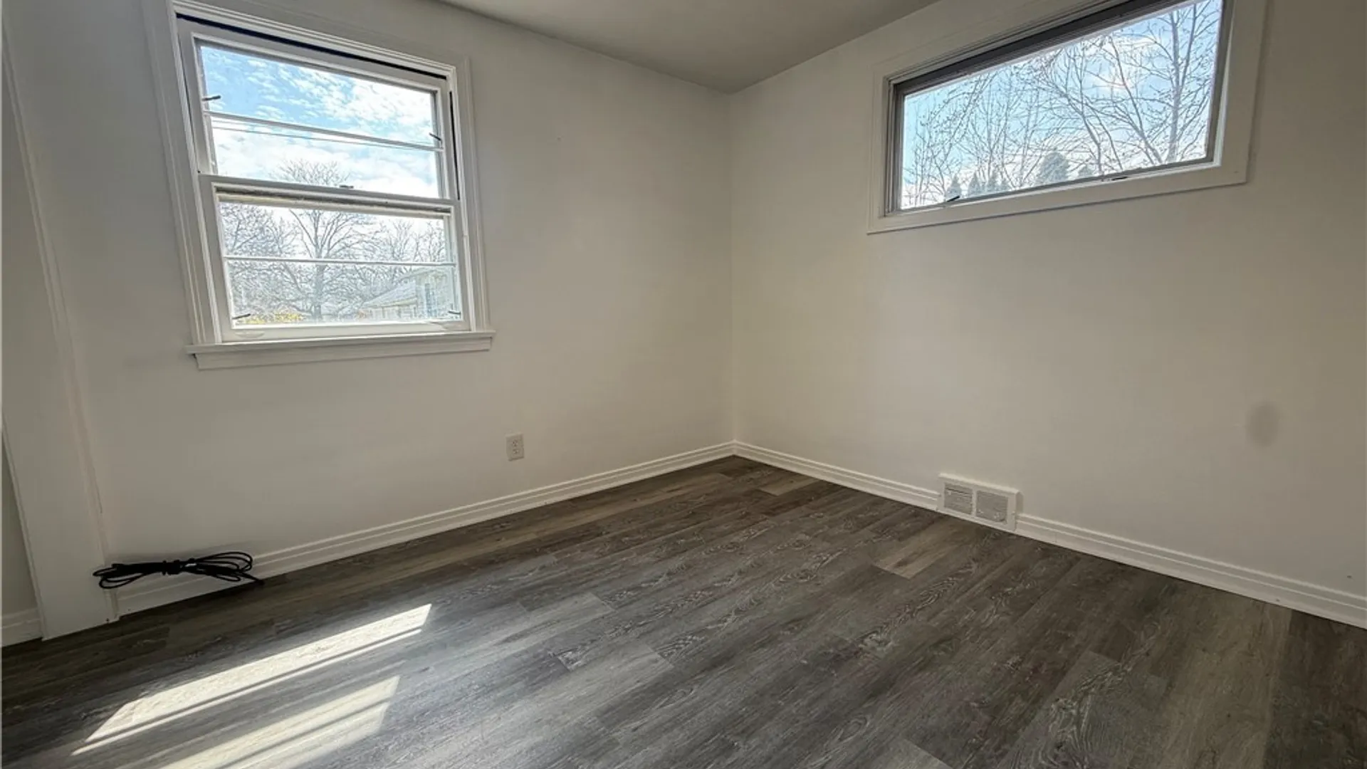 Property at 3750 Deveaux Street, Niagara Falls, NY 14305 22
